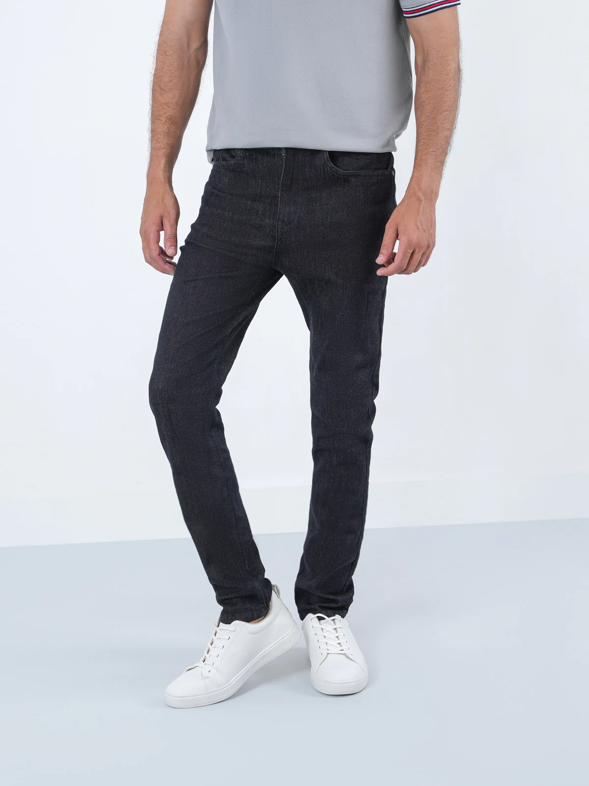 "AIRI" Casual Slim Fit Denim Jeans