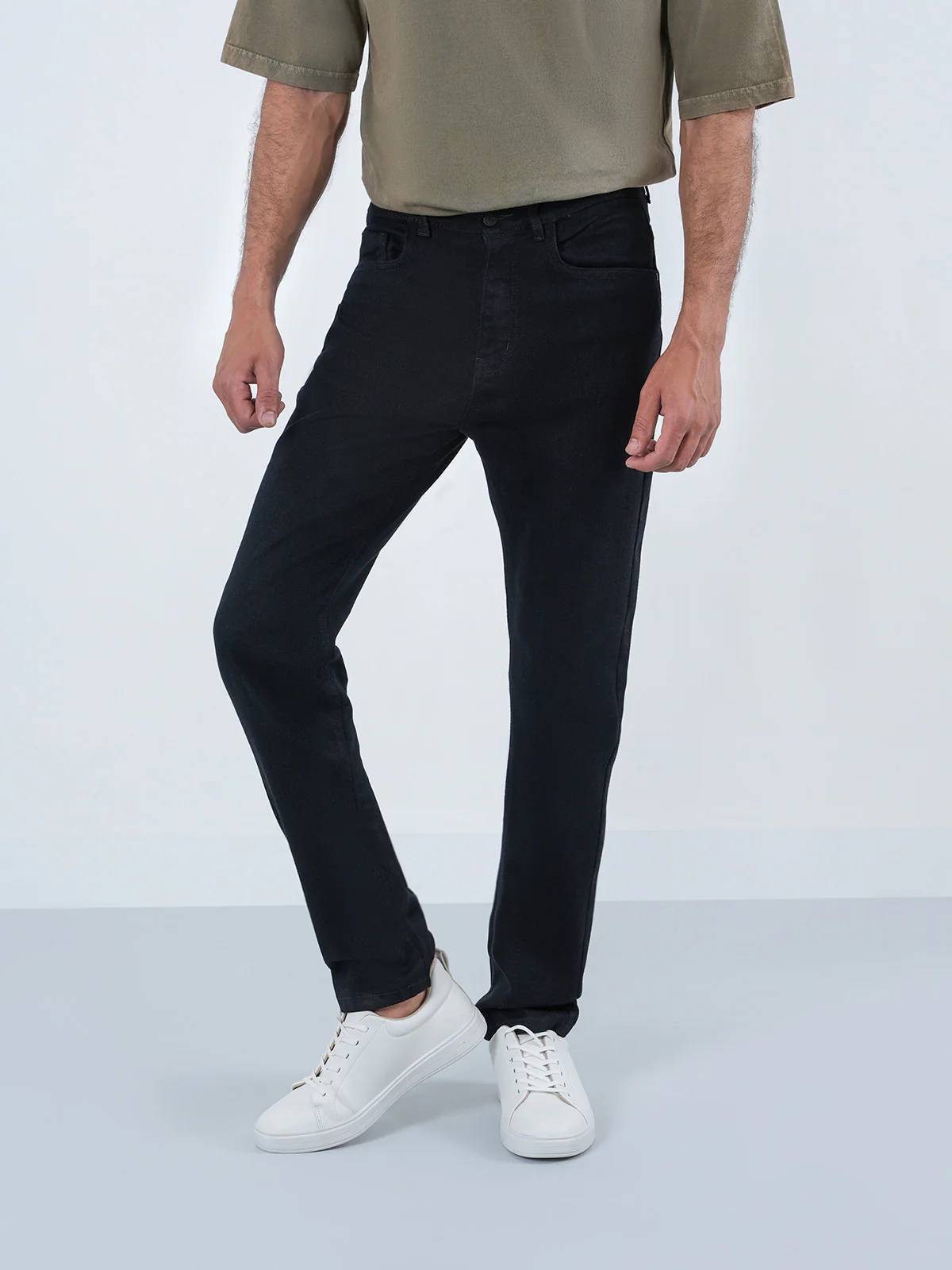 "AIRI" Casual Slim Fit Denim Jeans
