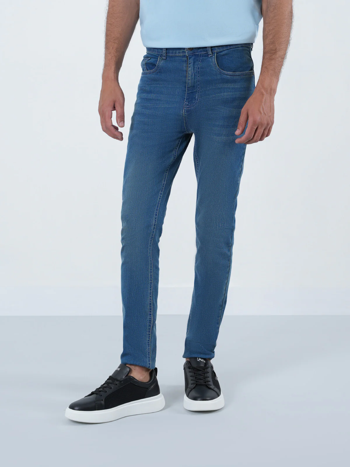"AIRI" Casual Slim Fit Denim Jeans