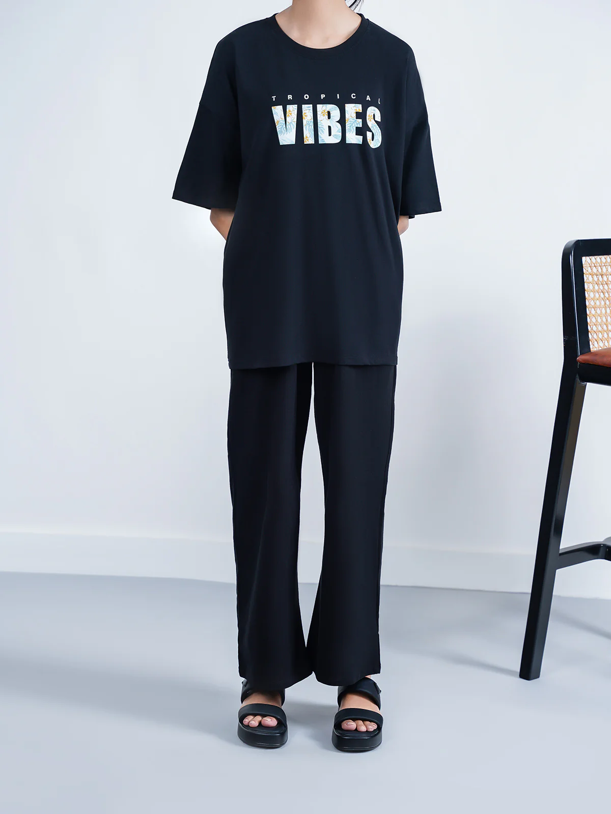"AITANA" Graphic Regular Fit T-Shirt