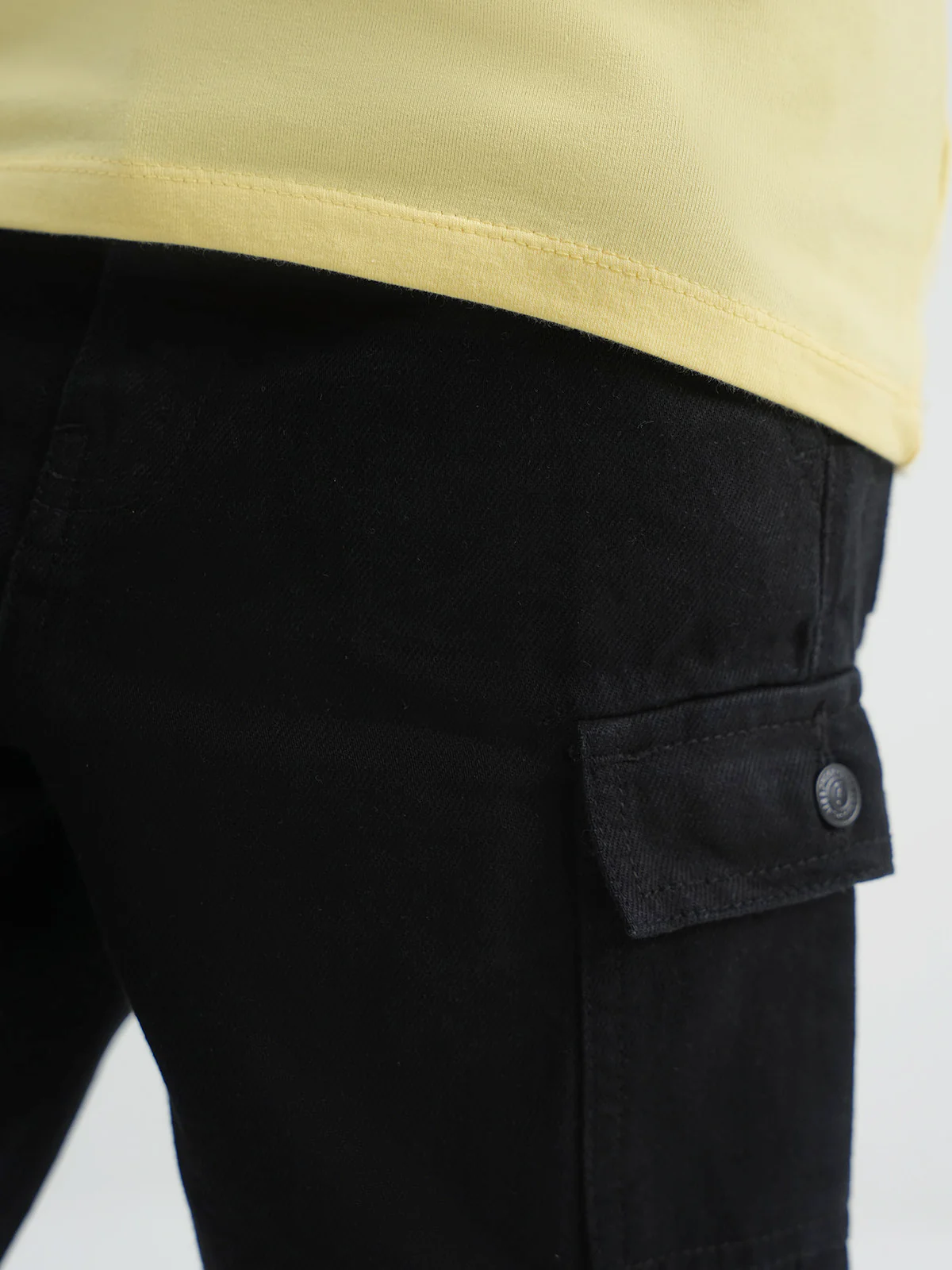 "AITLYN" Cargo Fit Denim Shorts - Image 3