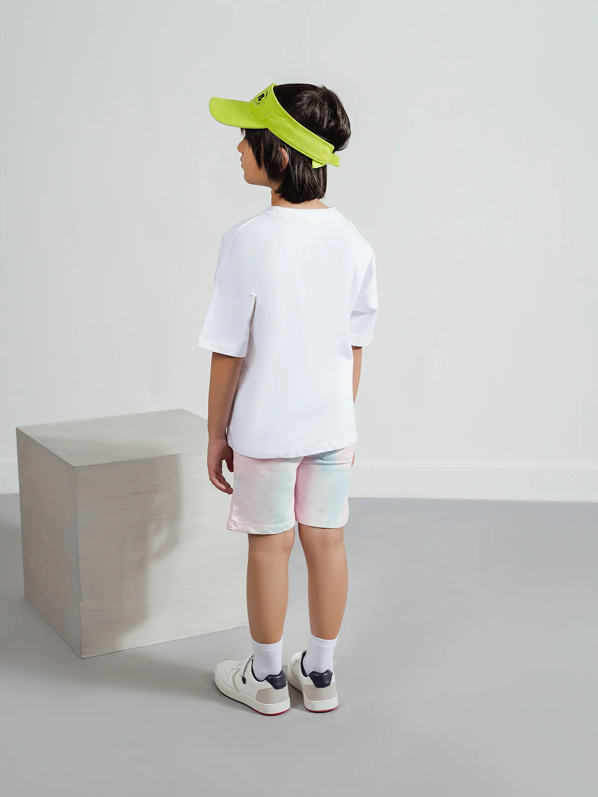 "AKEMI" Drop Shoulder Basic T-Shirt - Image 4