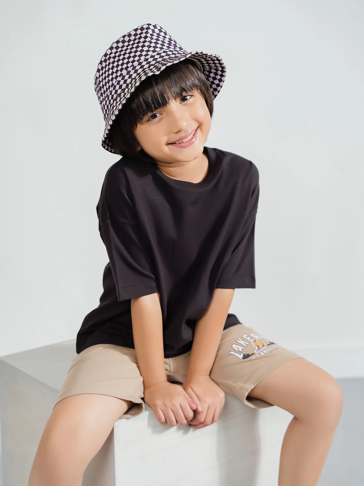 "AKEMI" Drop Shoulder Basic T-Shirt - Image 2