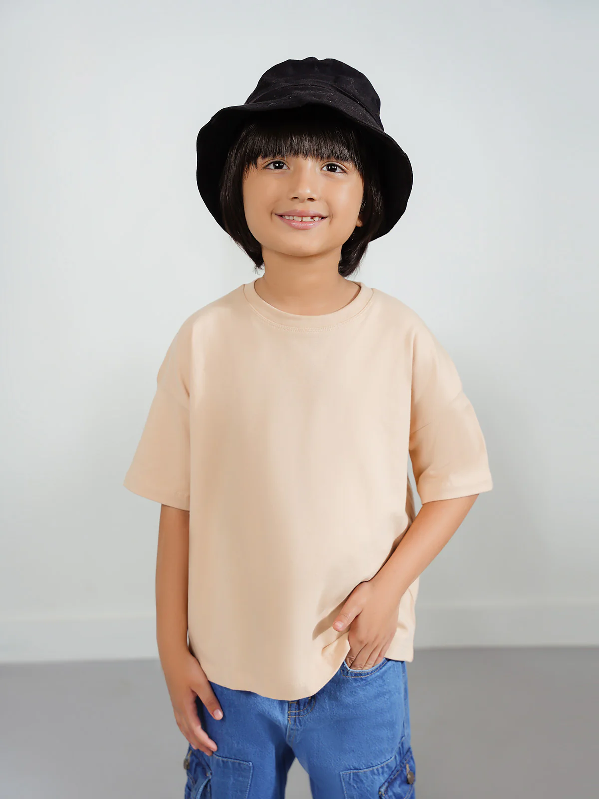 "AKEMI" Drop Shoulder Basic T-Shirt - Image 2