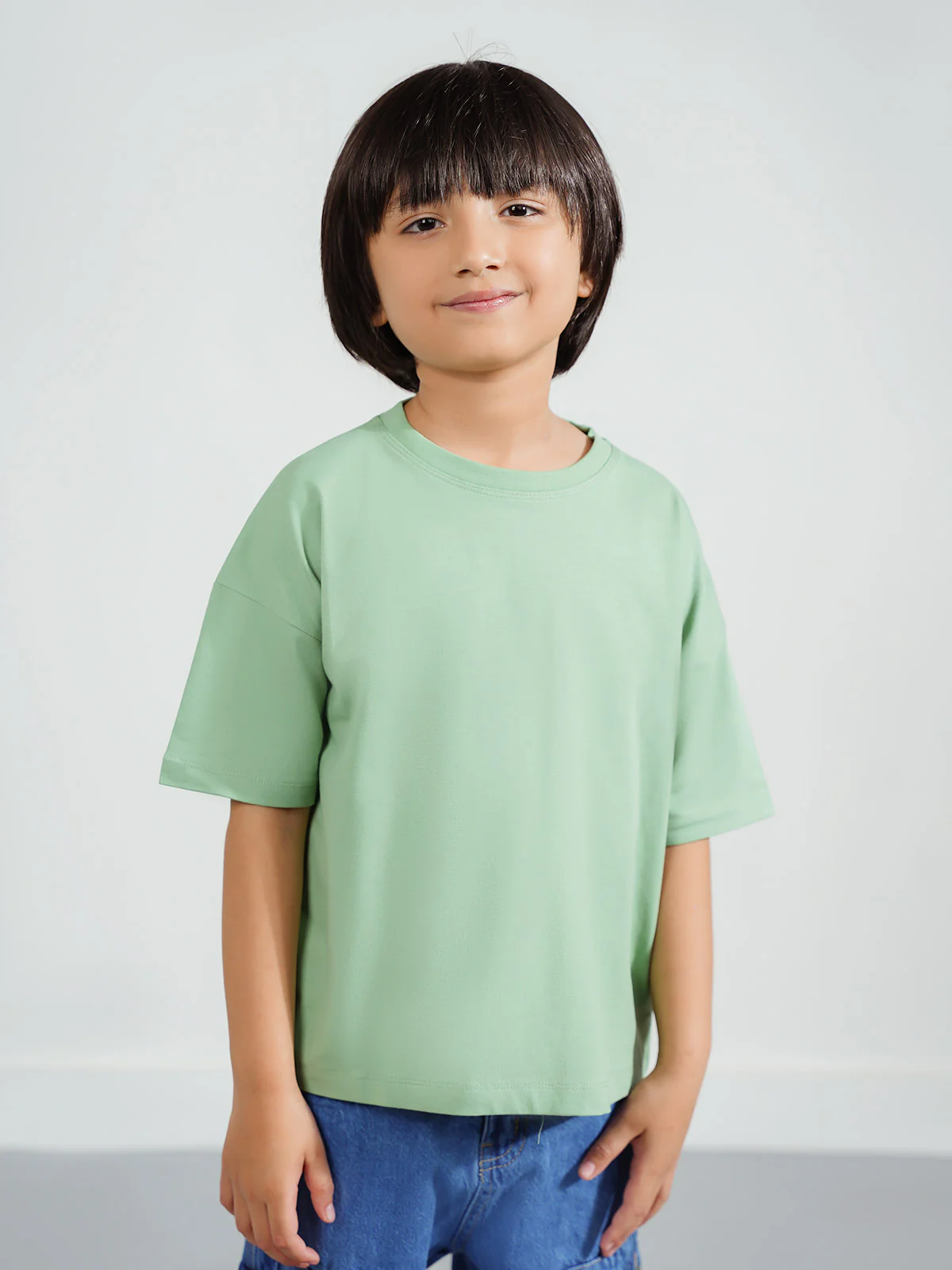 "AKEMI" Drop Shoulder Basic T-Shirt - Image 2