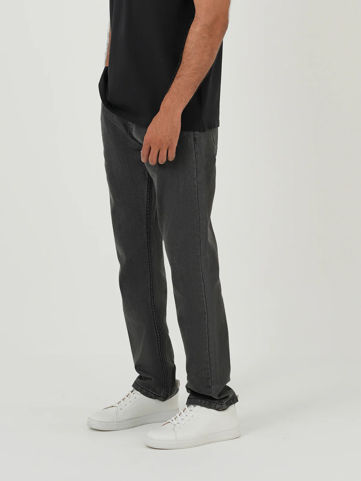 "AKIHIKO" Casual Straight-Fit Denim Jeans - Image 3