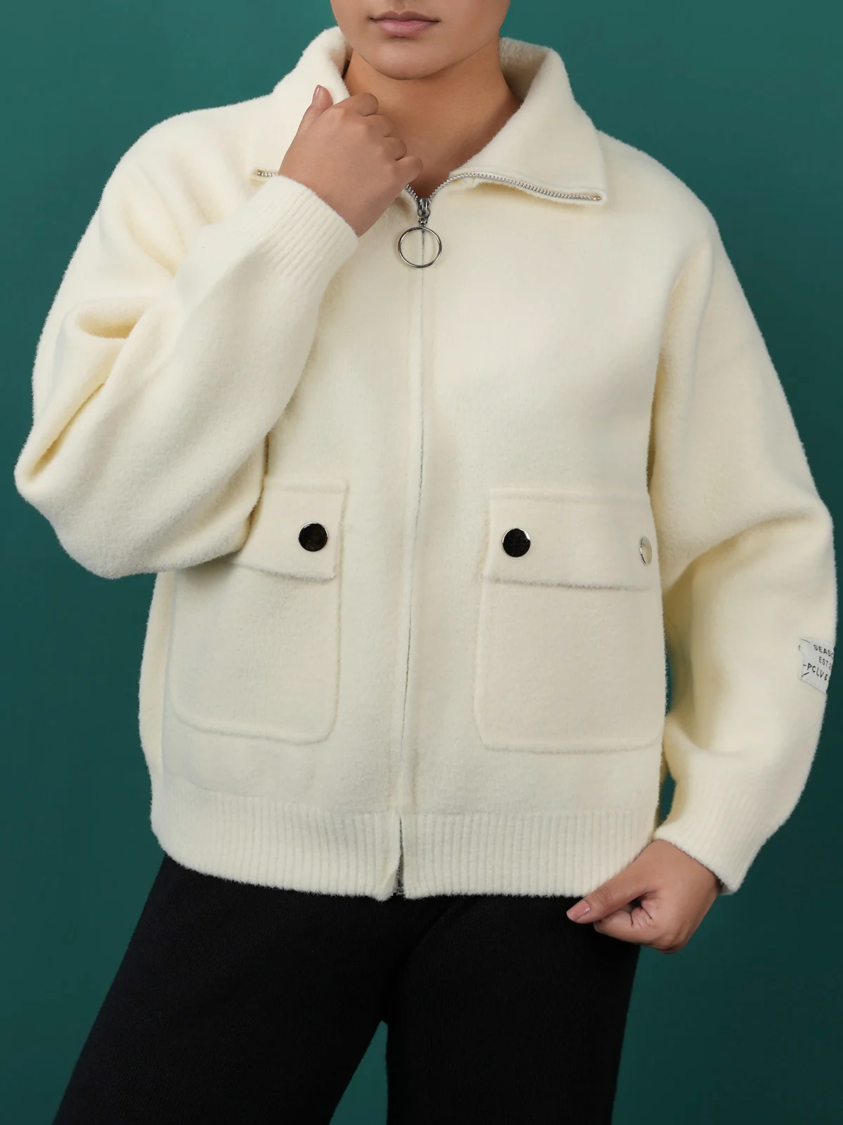 "ALAYJA" Warm and Comfy Fleece Jacket - Image 4