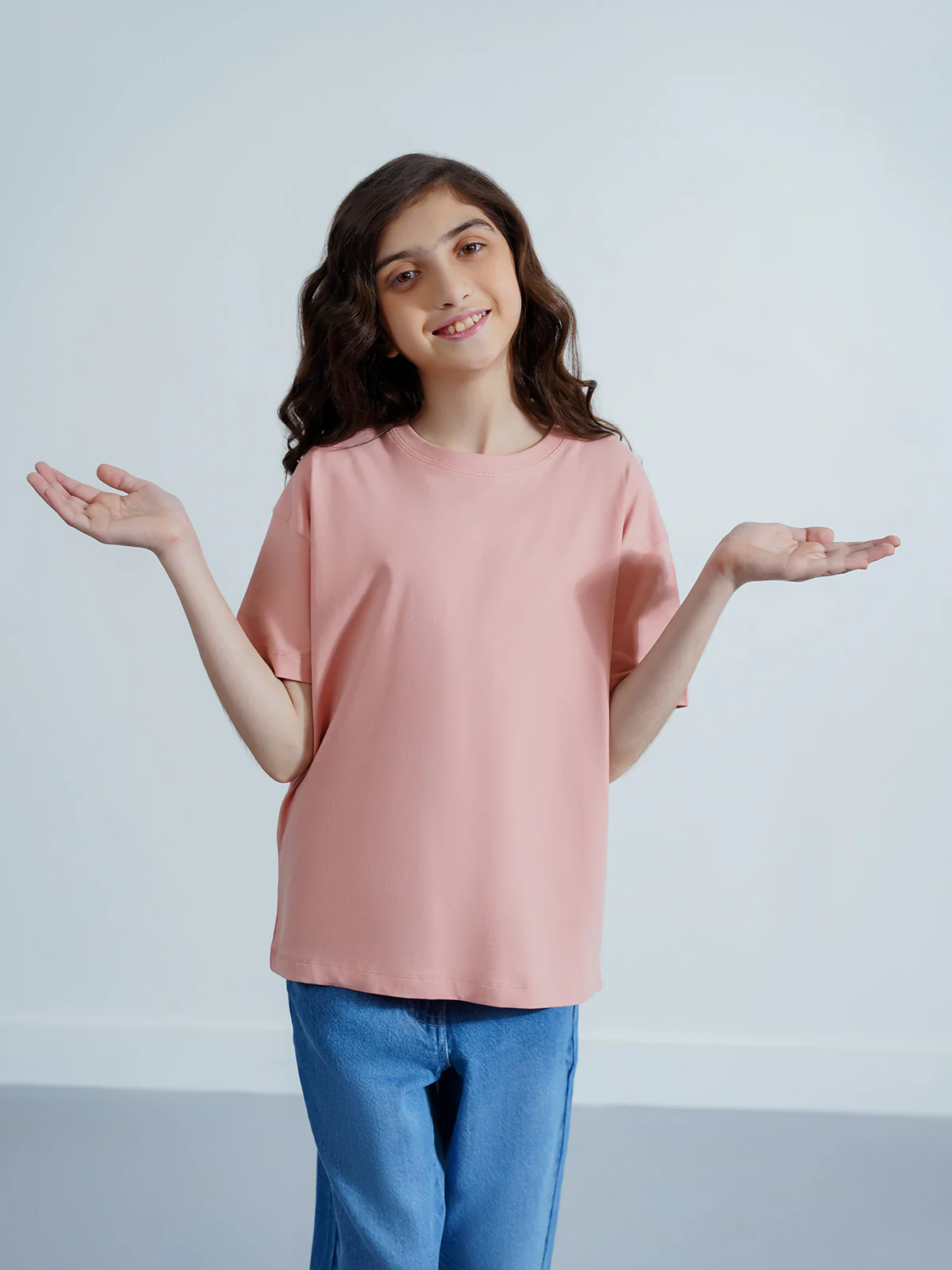 "ALIKAE" Drop Shoulder Basic T-Shirt - Image 2