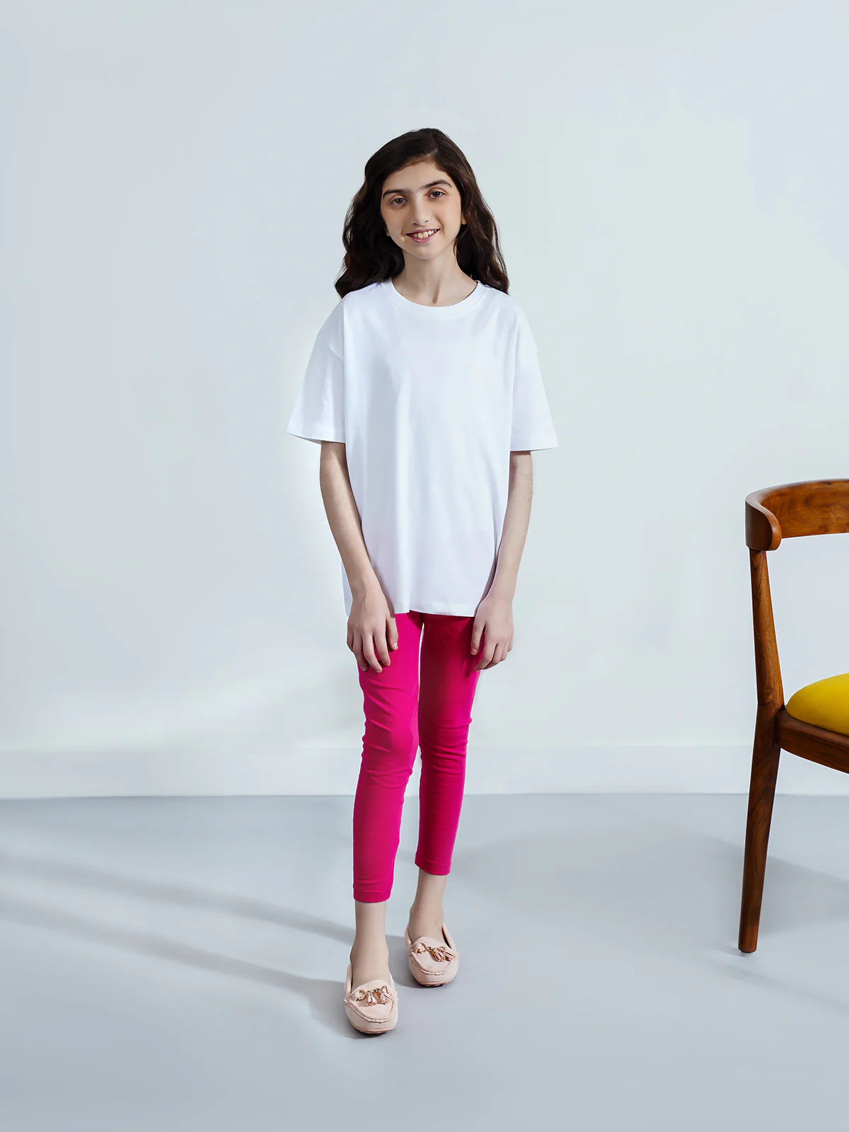 "ALIKAE" Drop Shoulder Basic T-Shirt