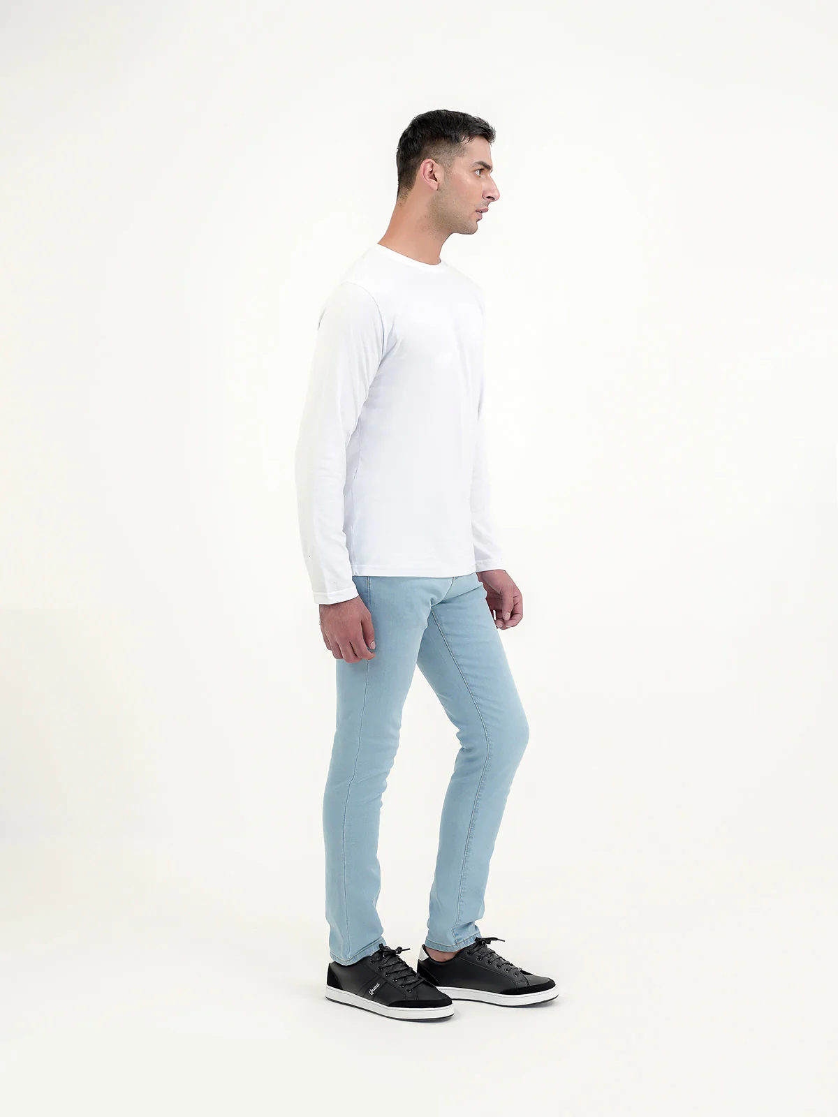 "ALINDAS" Slim Fit Denim Pant - Image 3