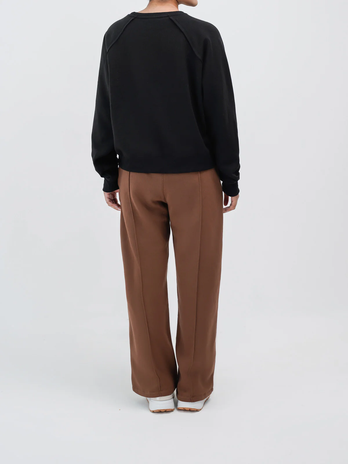"ALNILAM" Designer Winter Sweatshirt - Image 5