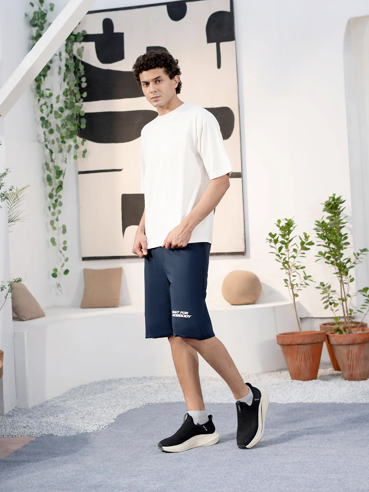 "ALWINE" Drop Shoulder Graphic T-Shirt - Image 2