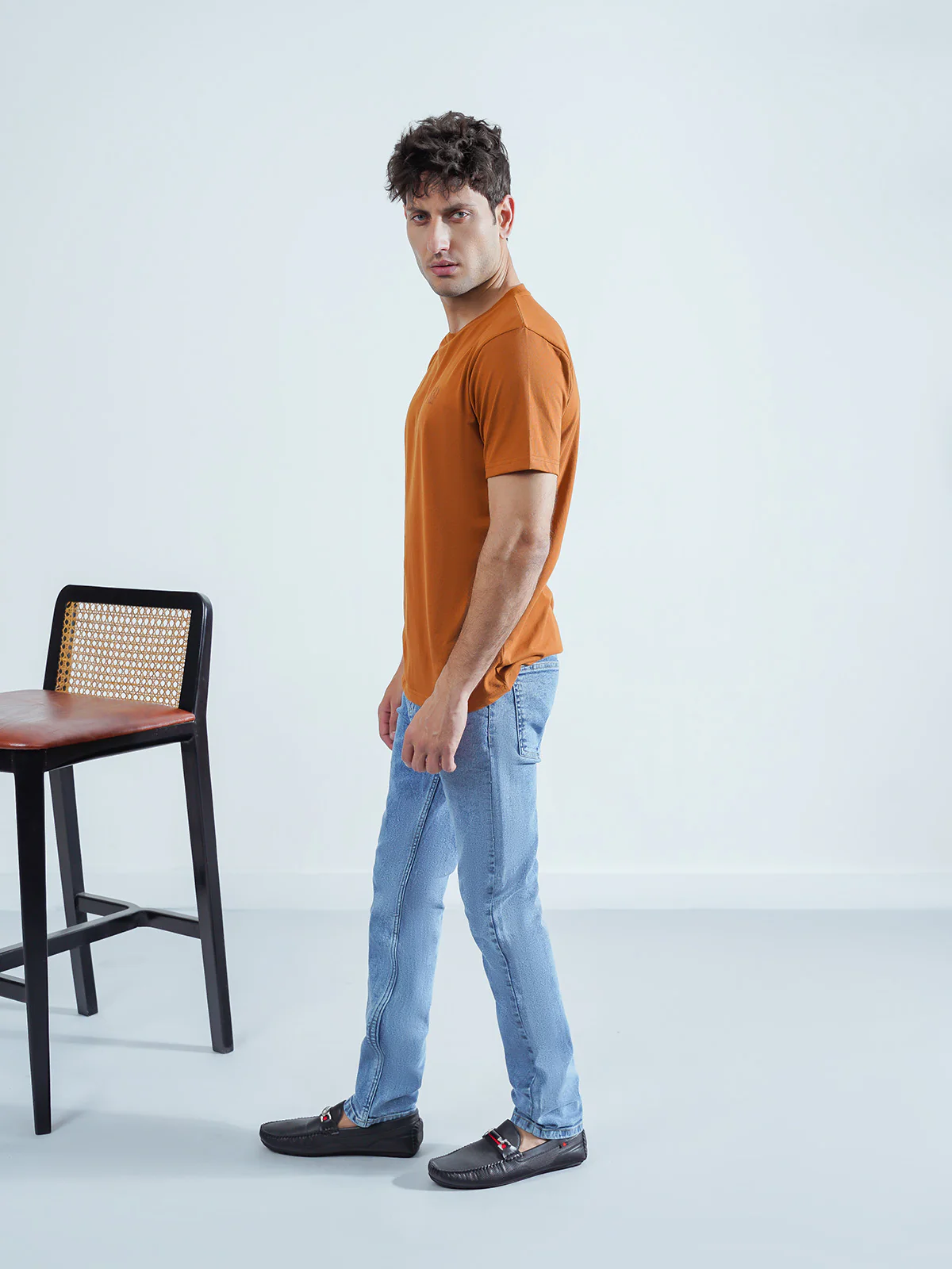 "ANEKO" Comfortable Regular Fit T- Shirt - Image 3