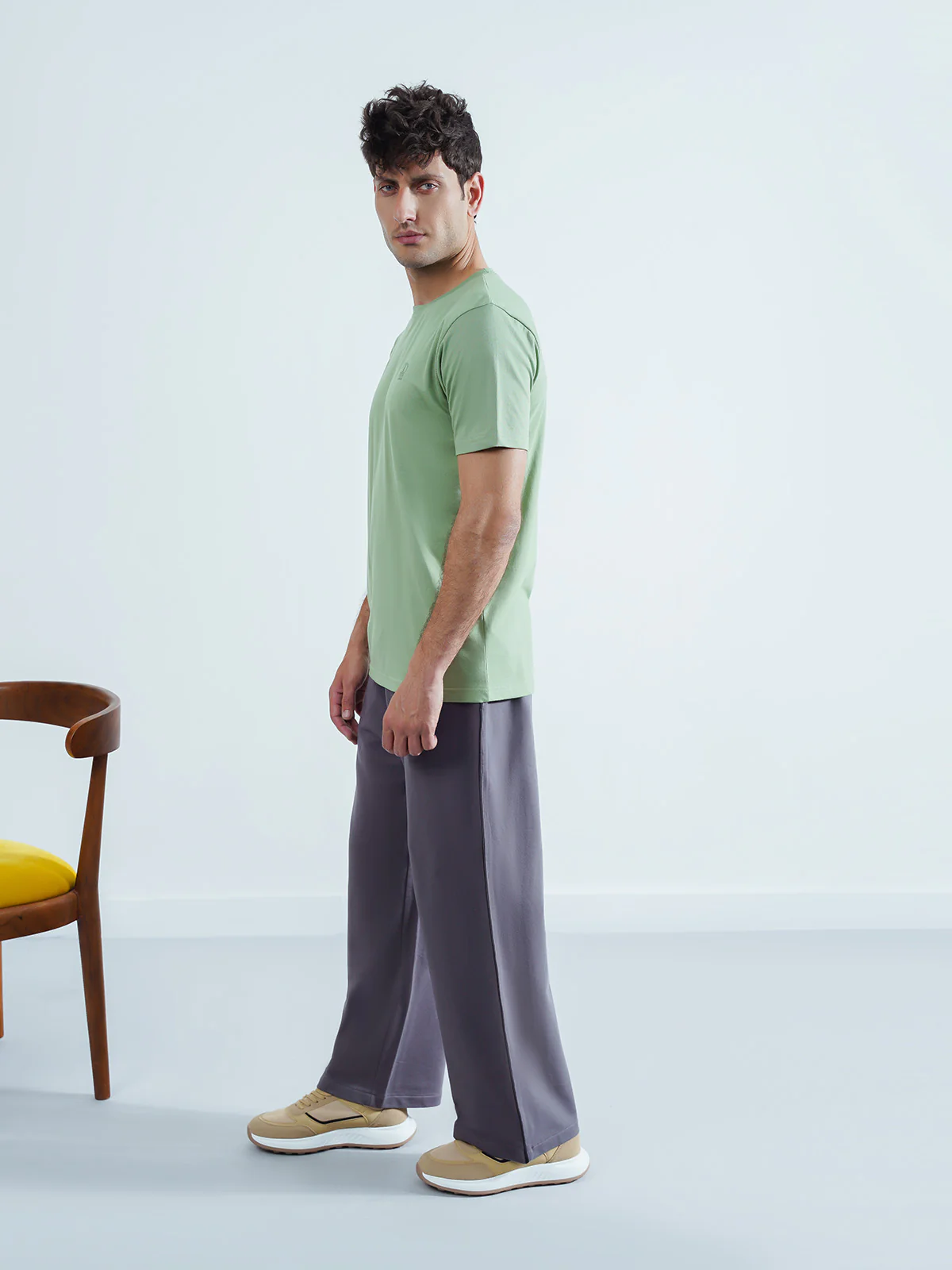 "ANEKO" Comfortable Regular Fit T- Shirt - Image 3