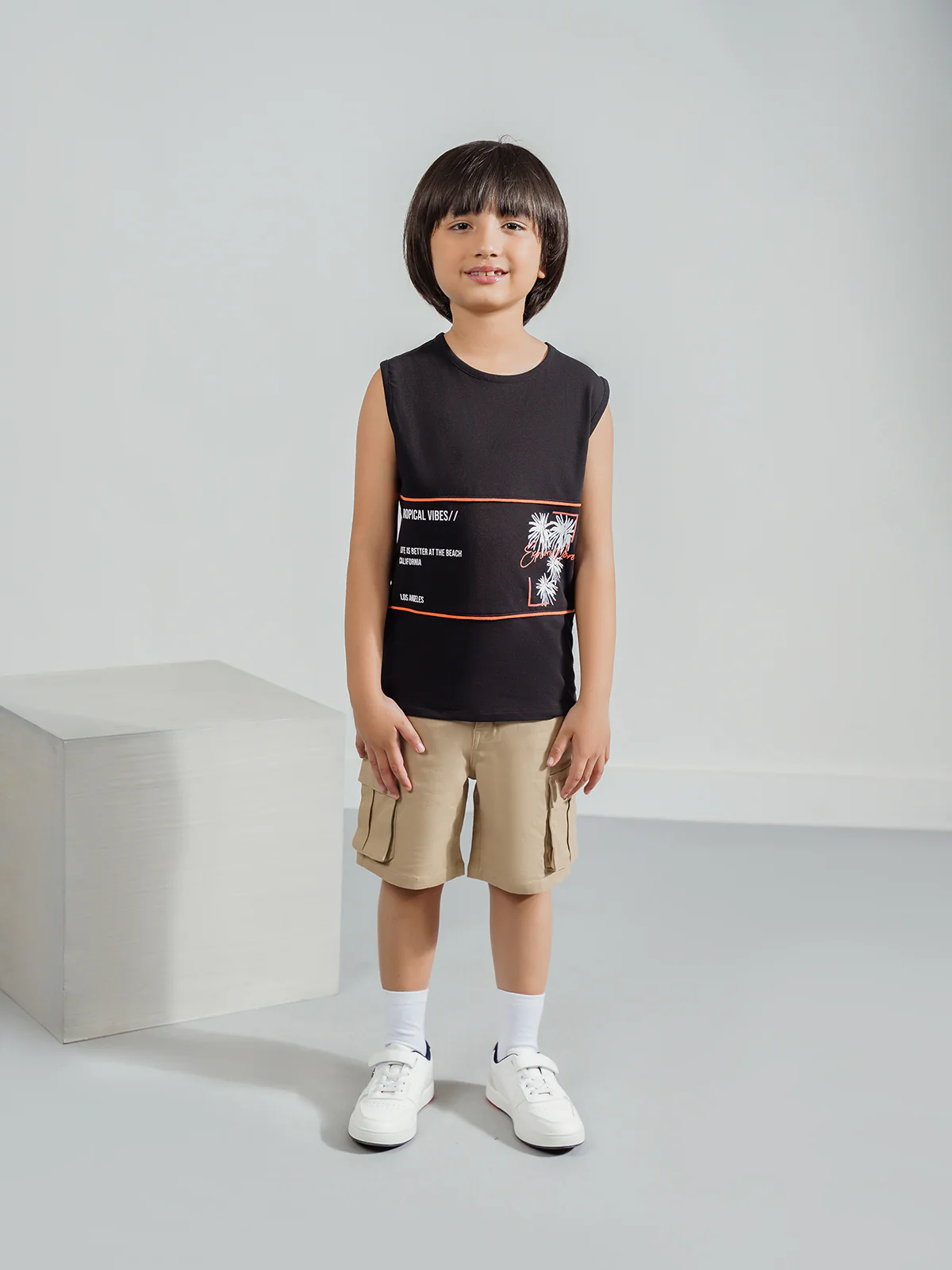 "AOI" Cargo Fit Khaki Shorts - Image 2