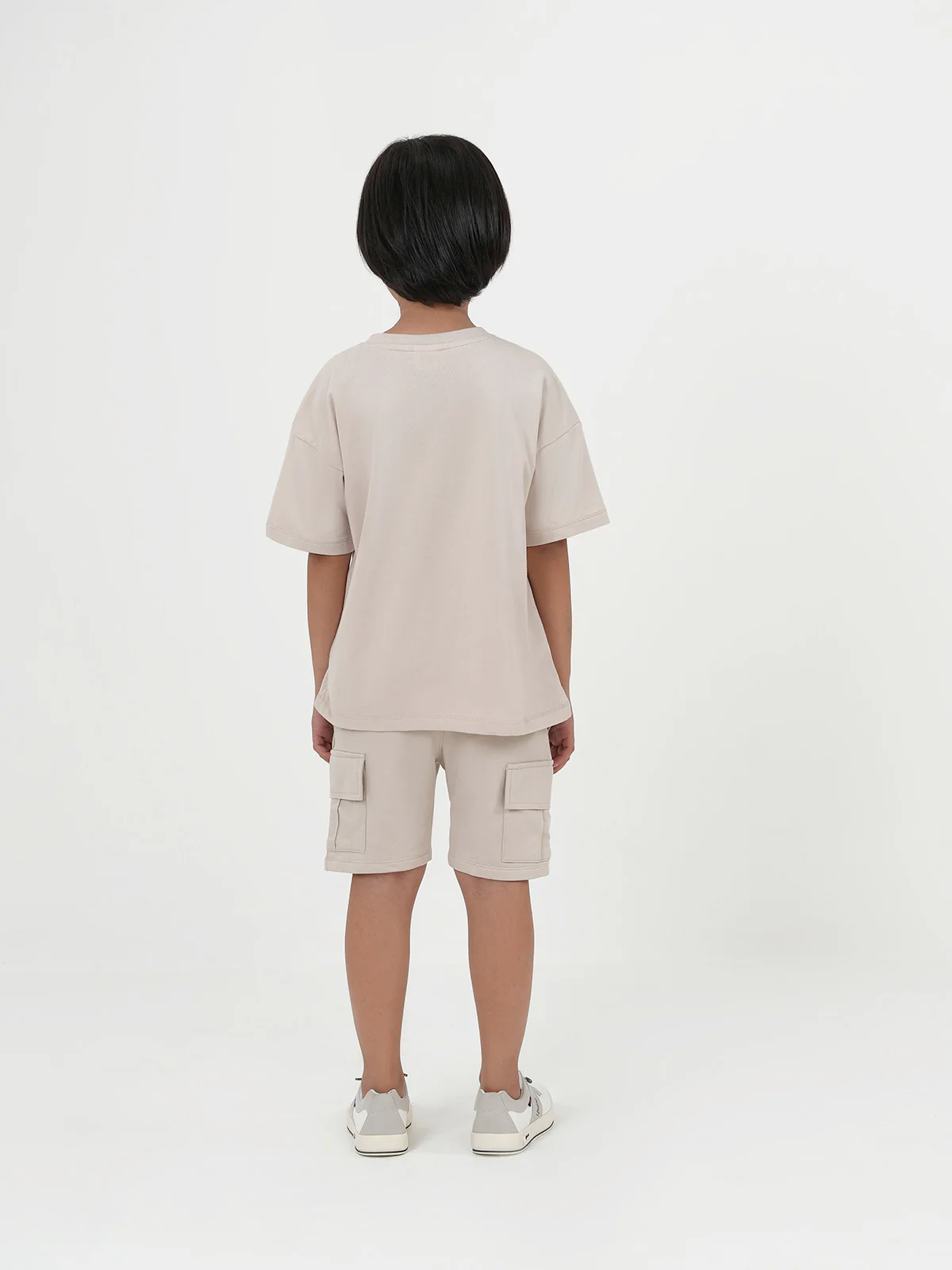 "ARATA" Regular Fit Cut & Sew Shorts - Image 4
