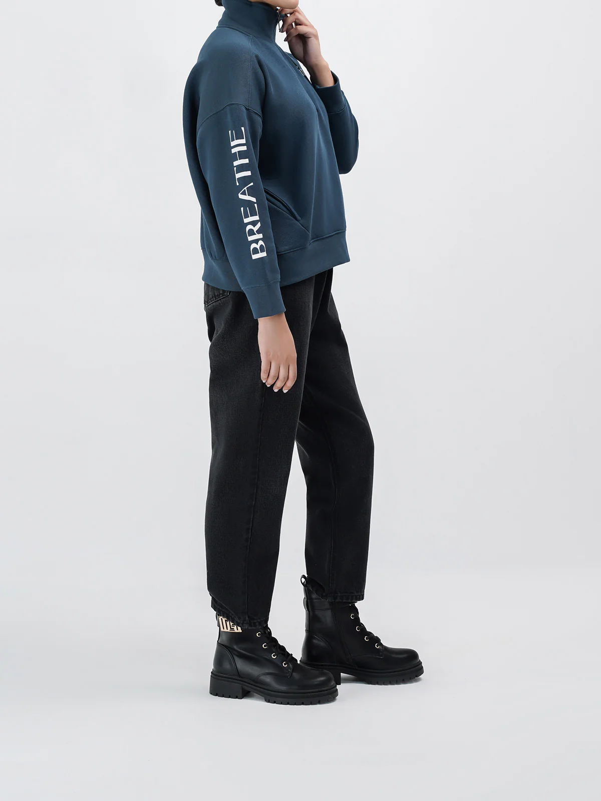 "ARCHES" Half Zip Casual Sweatshirt - Image 3