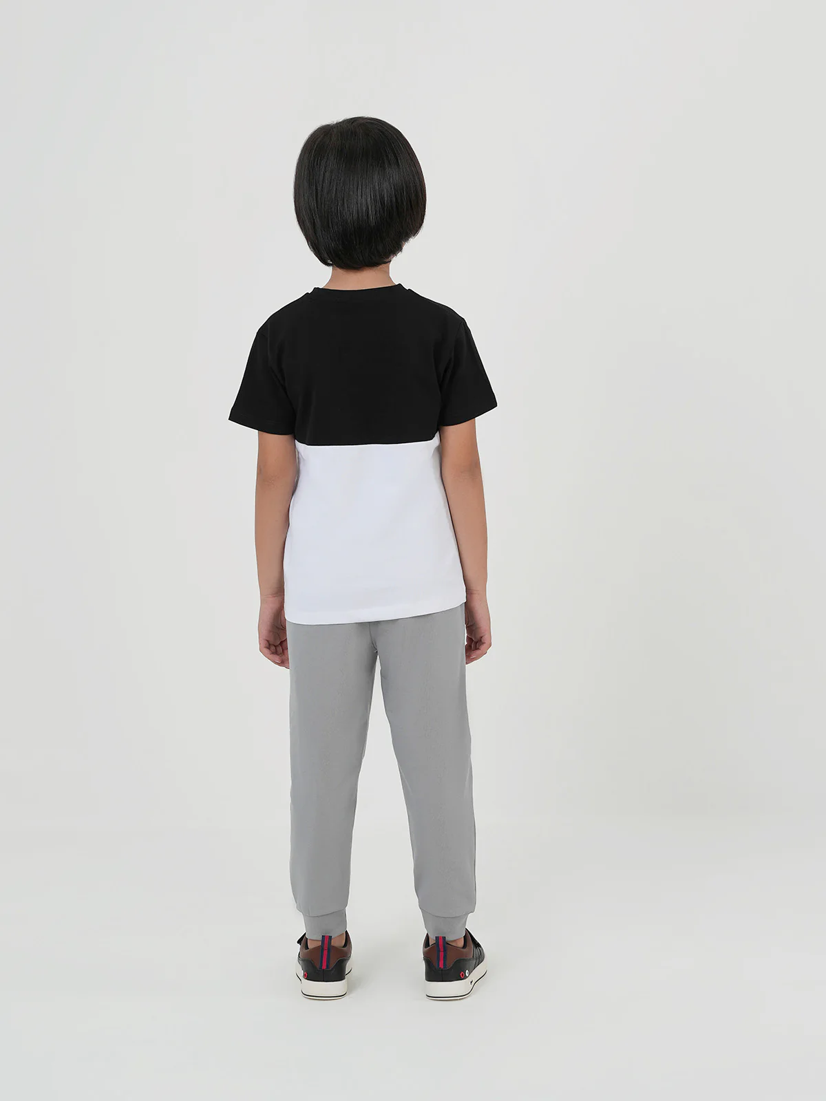 "AYUMI" Regular Fit Contrast T-Shirt - Image 4