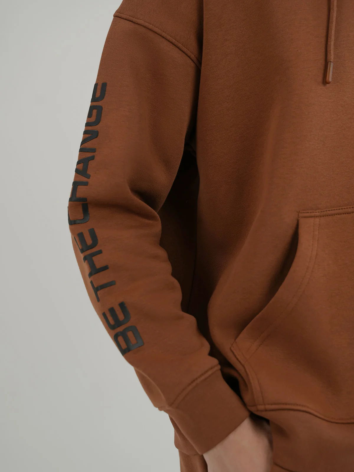 "BELDEN" Drop Shoulder Graphic Fleece Hoodie - Image 5