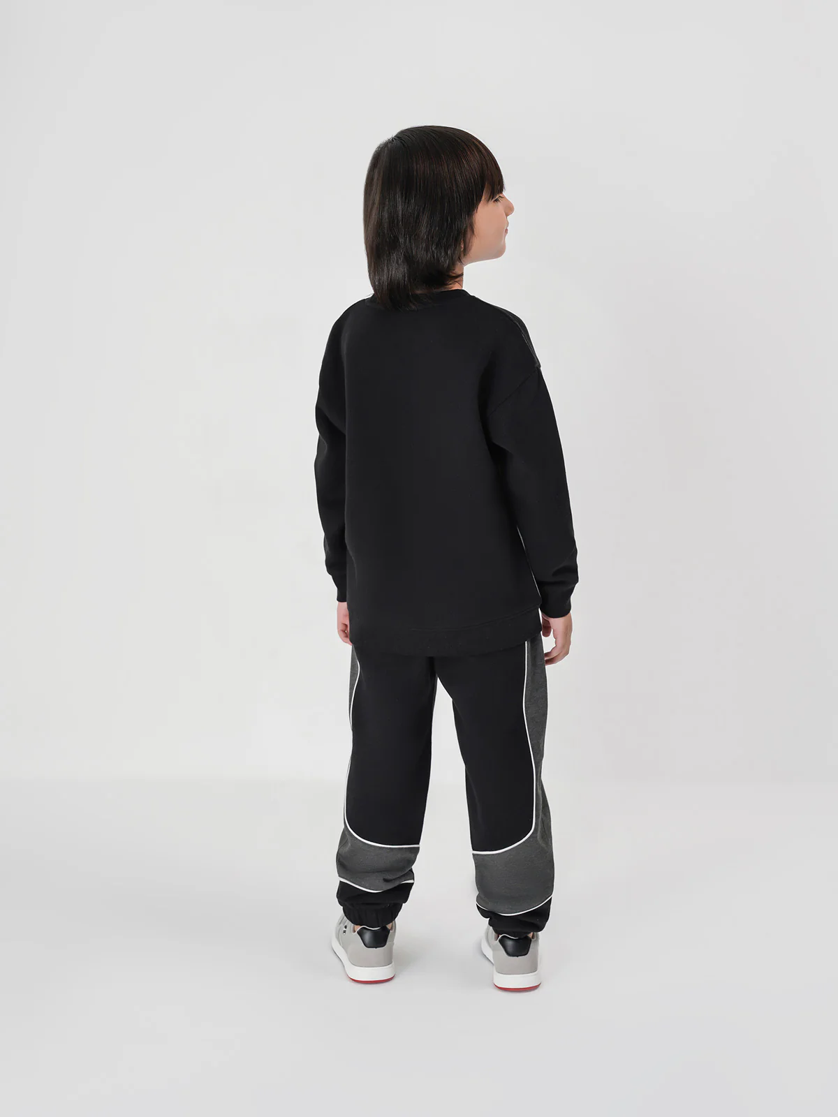 "BIOMA" Bold Stripes Sweatshirt - Image 4