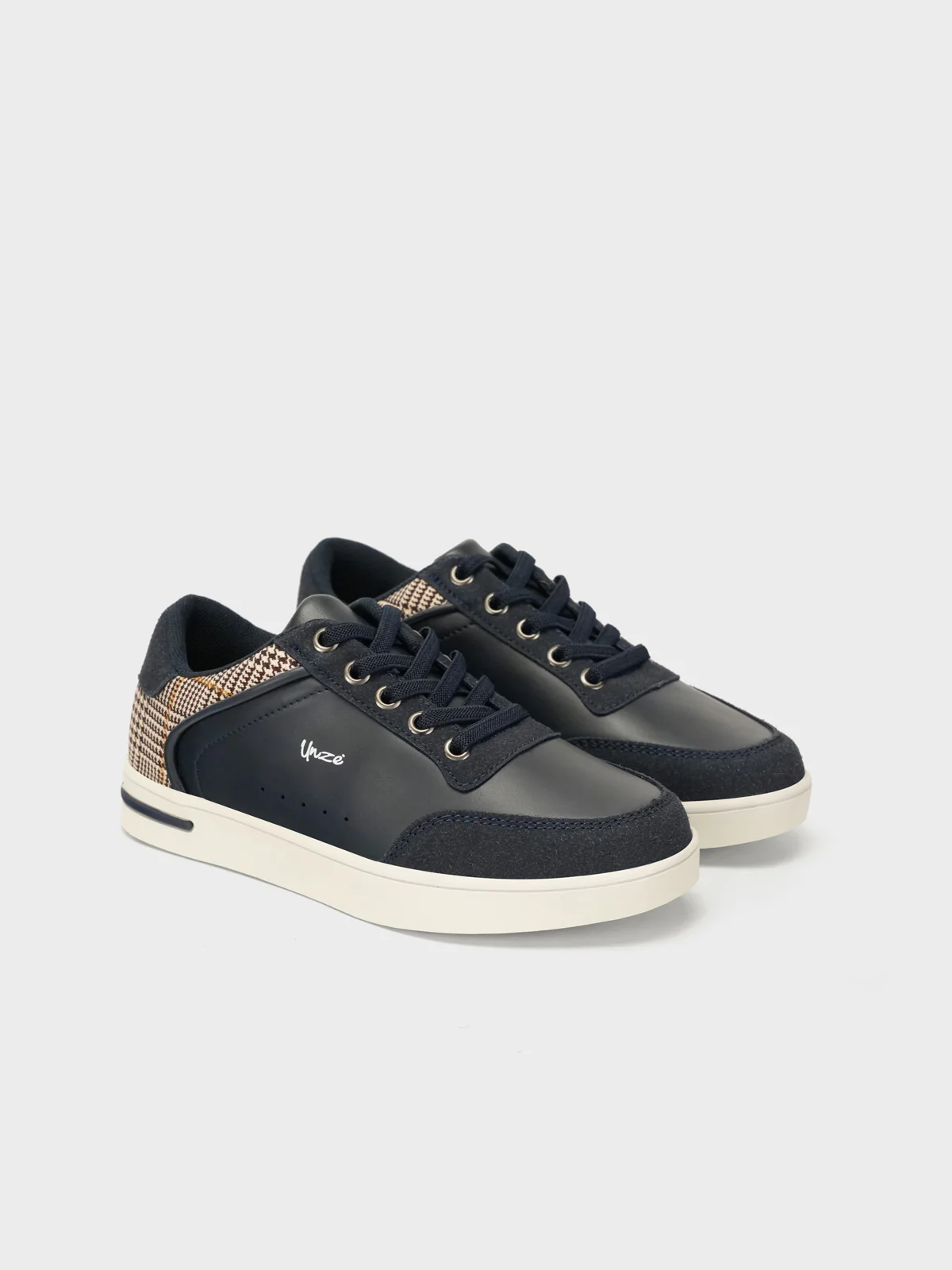 Boys "AMMON" Casual Sportswear Trainers - Image 2