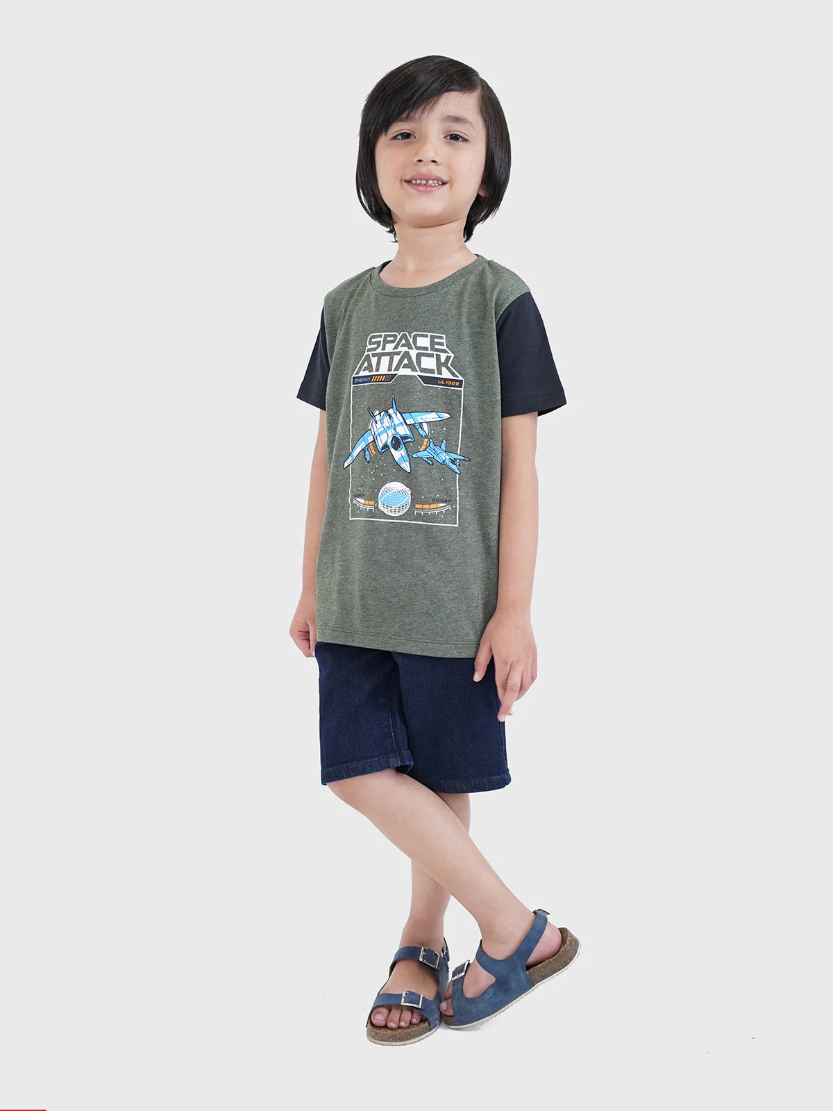 "GWAWR" Casual Crewneck T-Shirt