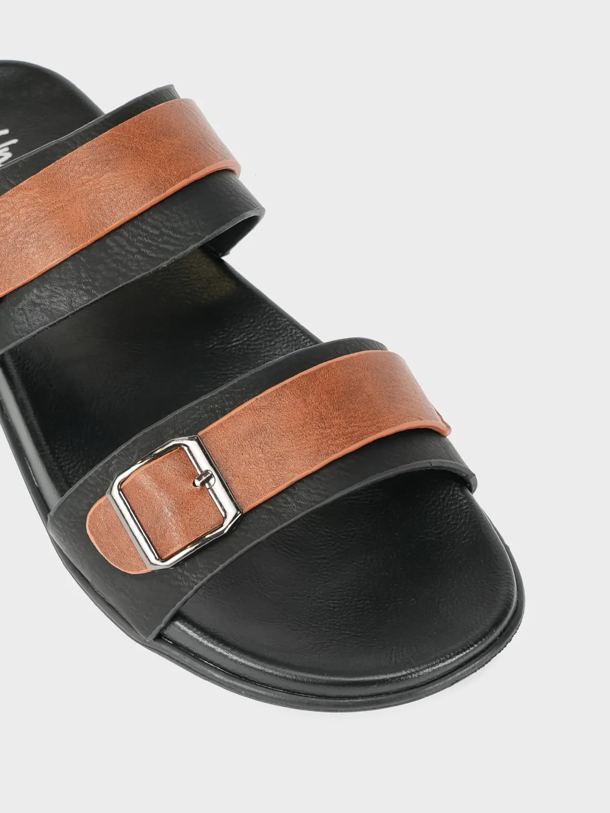 Boys "SANTION" Buckle Detailing Slippers - Image 4