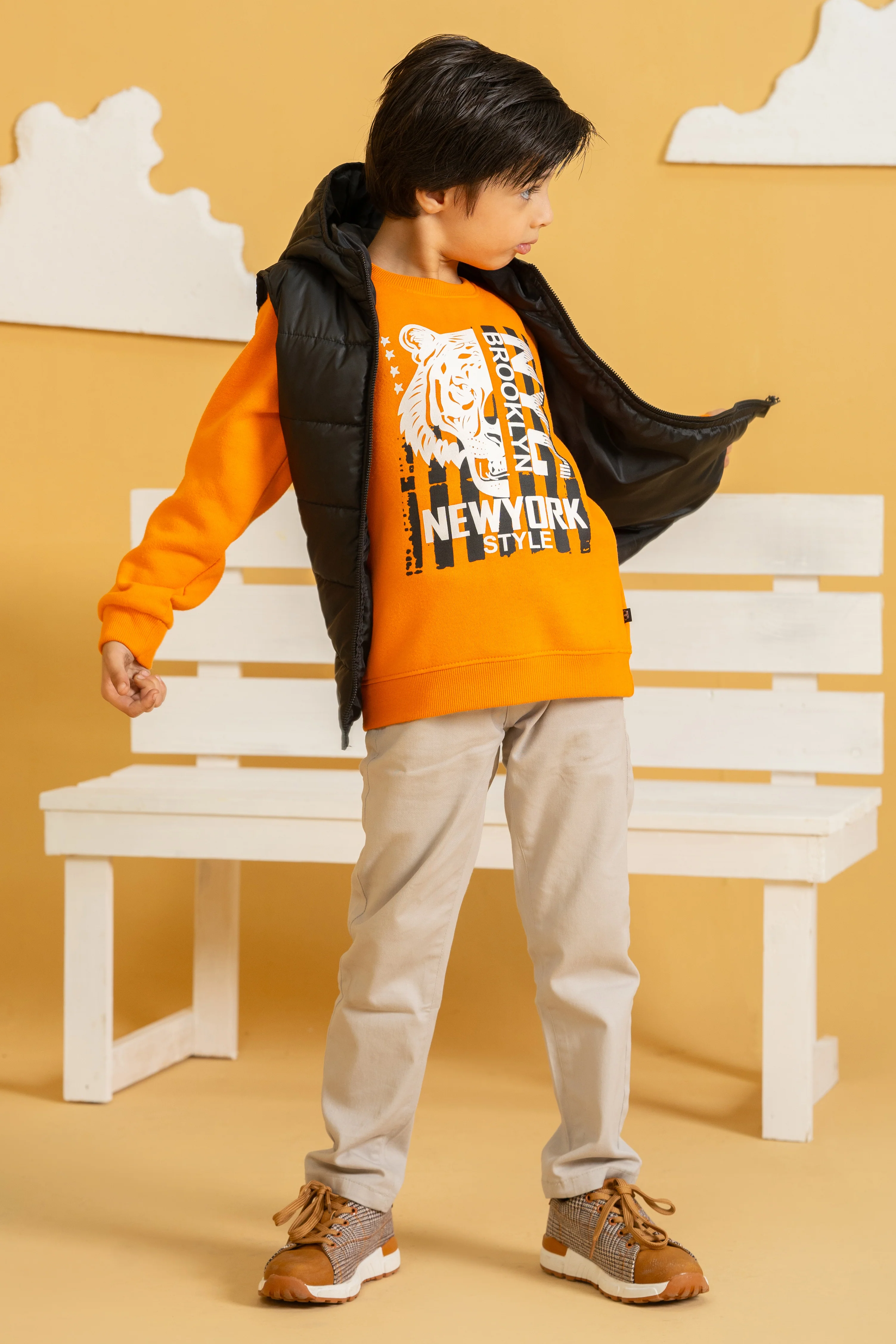 "THAER" Causal Sweatshirt - Image 3