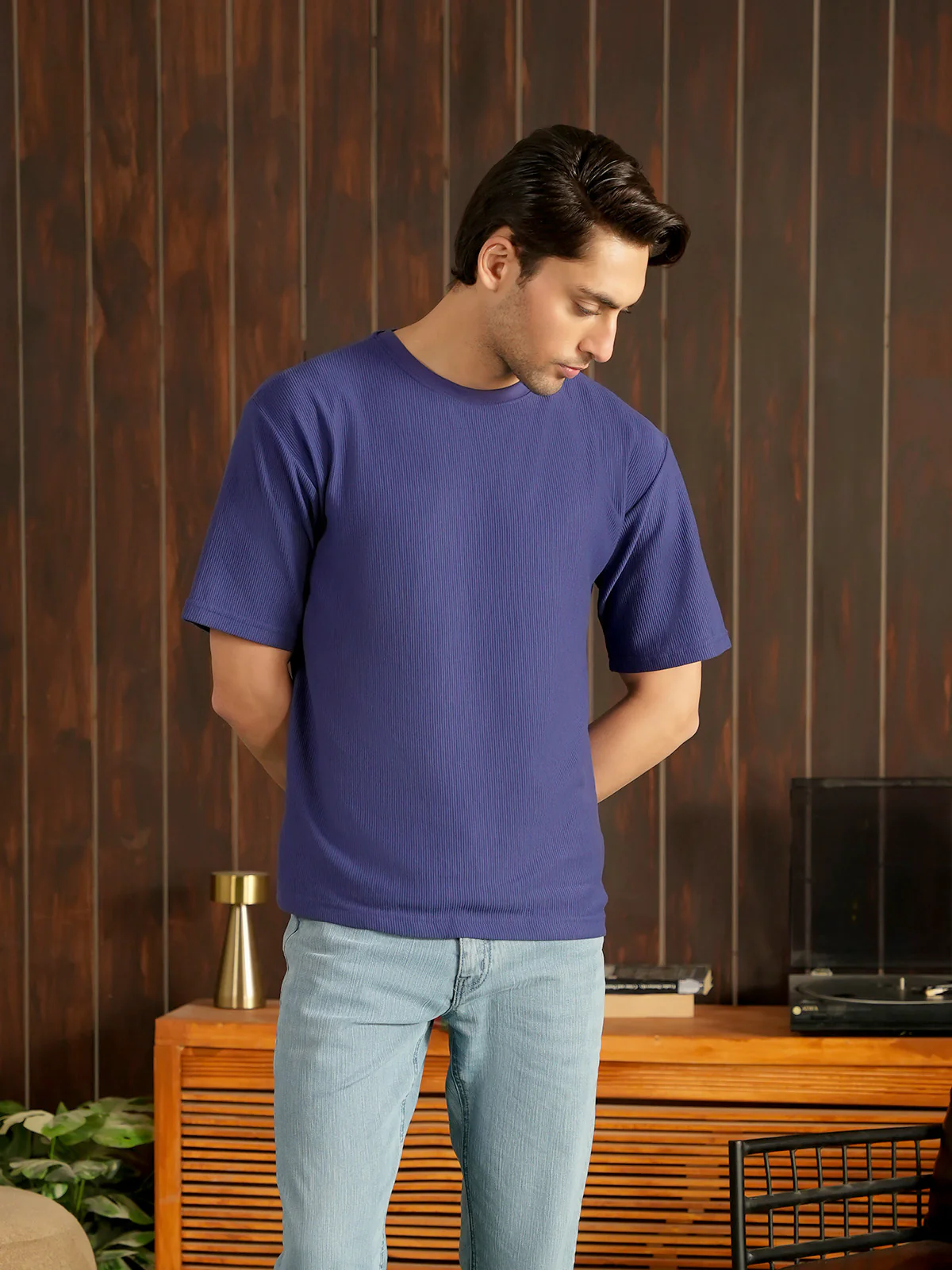 "BRADY" Drop Shoulder Basic T-Shirt - Image 9
