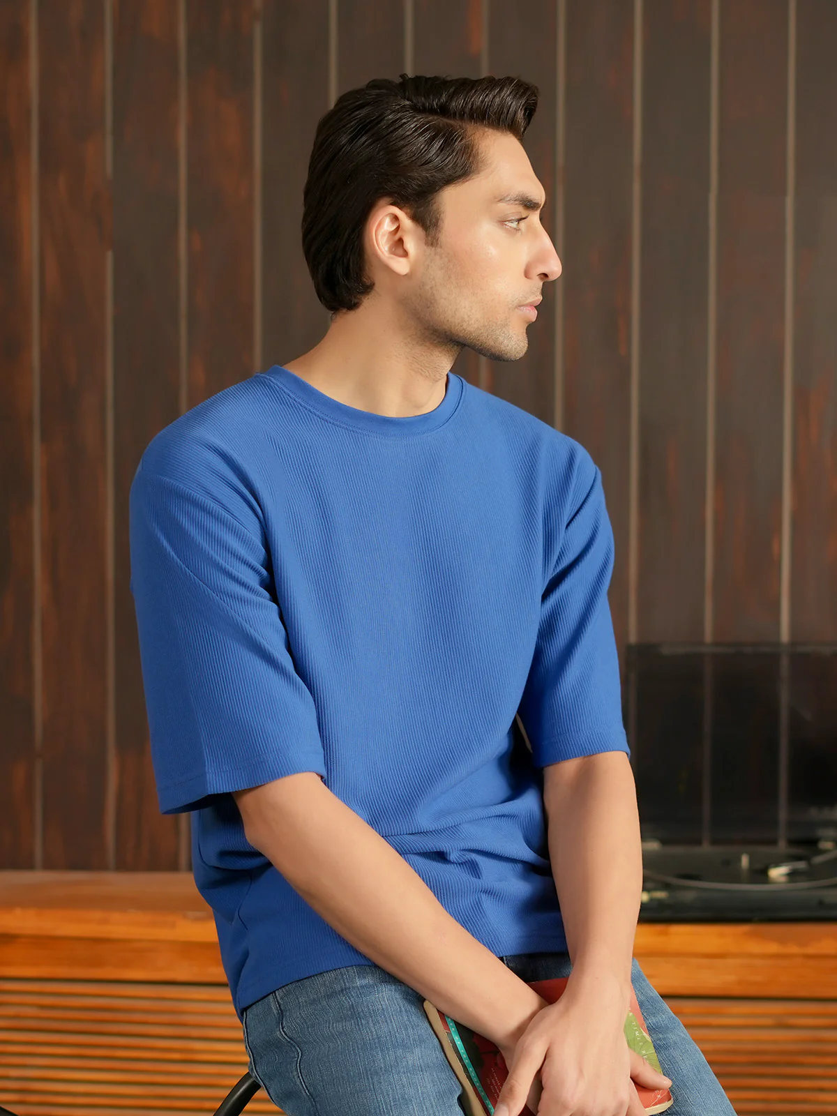 "BRADY" Drop Shoulder Basic T-Shirt - Image 6