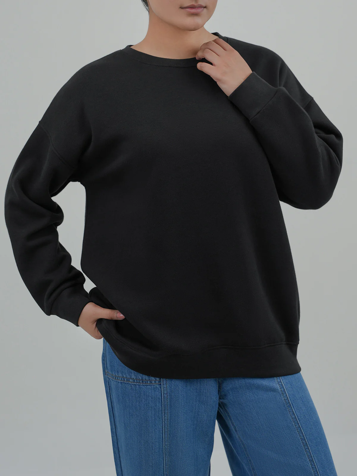 "BRANDO" Stylish Basic Fleece Sweatshirt - Image 4