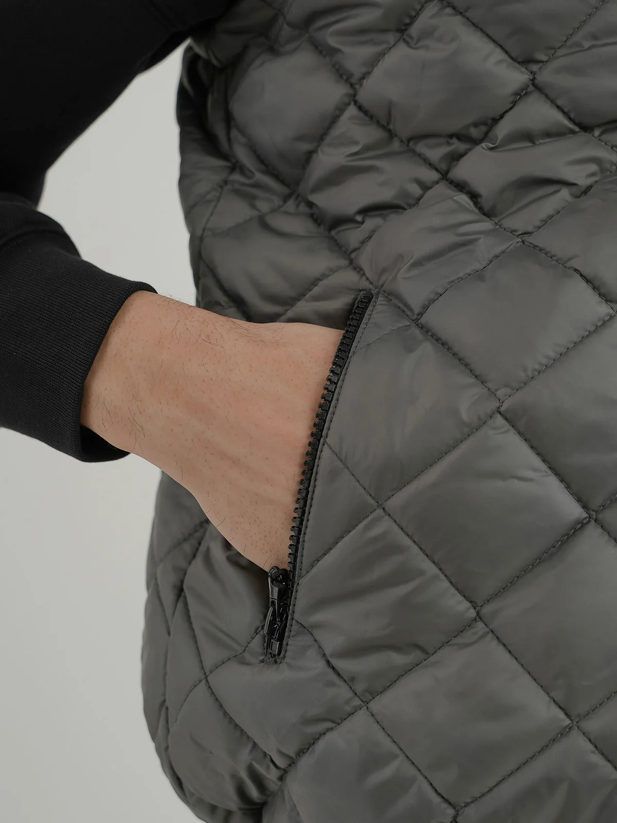 "BRENTA" Gilet Regular Fit Puffer Jacket - Image 4