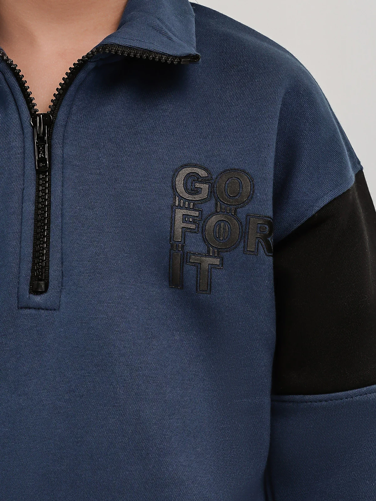 "BROODIN" Zipped High Neck Sweatshirt - Image 4