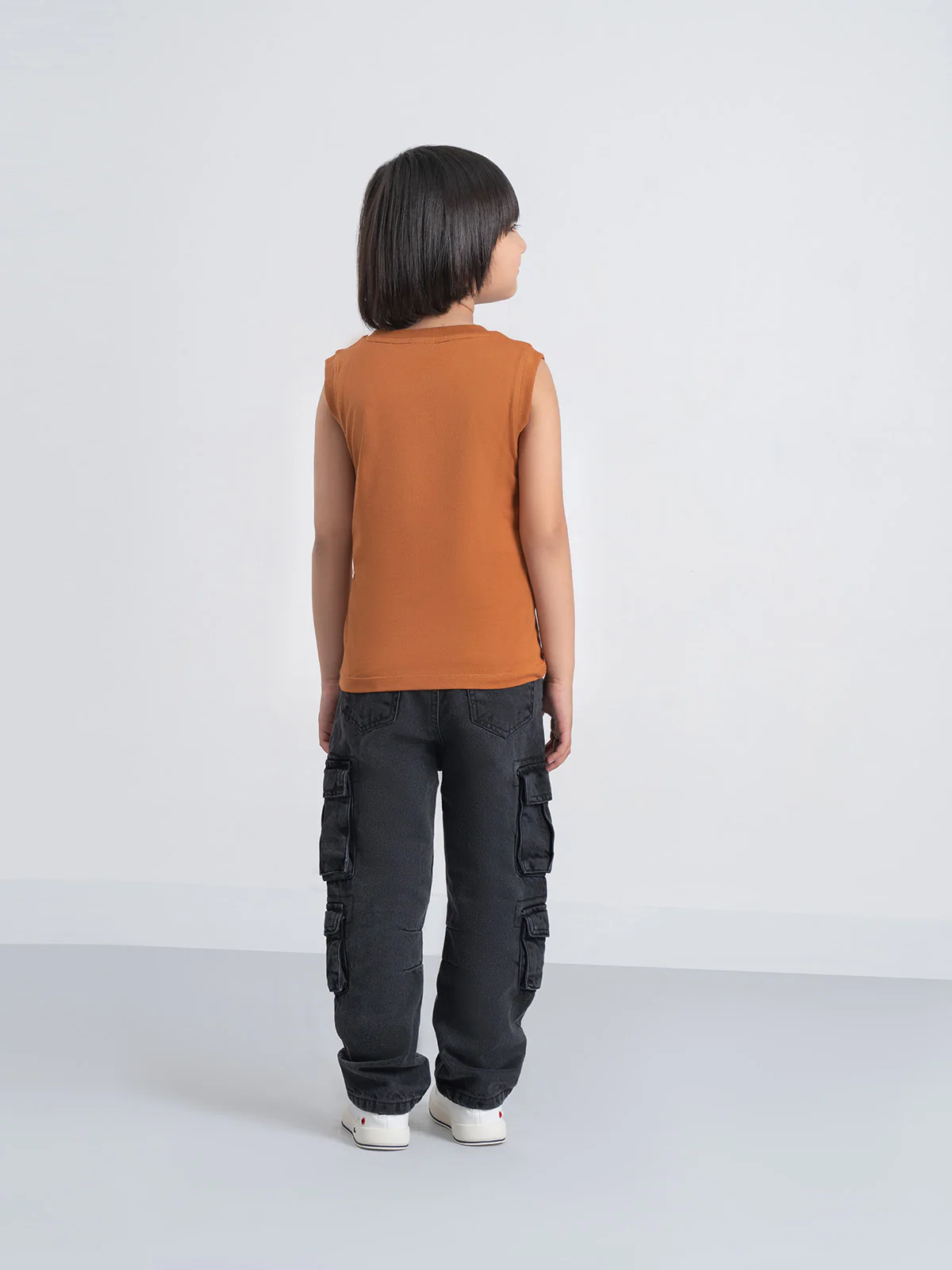 "BURIM" Regular Fit Graphic Tank Top - Image 4