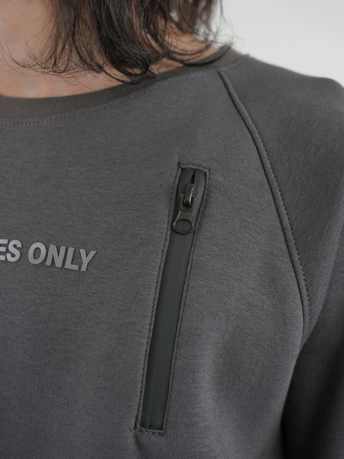 "CATLIN" Cozy Graphic Fleece Sweatshirt - Image 5