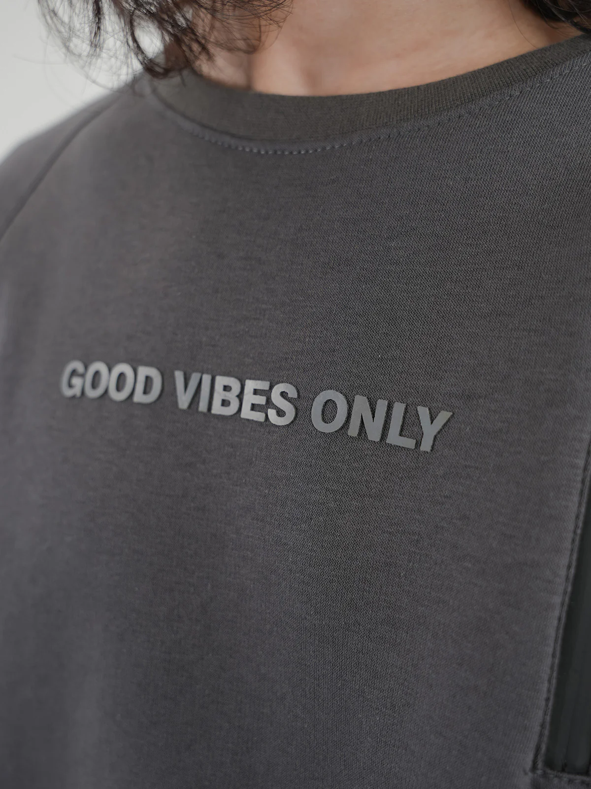 "CATLIN" Cozy Graphic Fleece Sweatshirt - Image 6