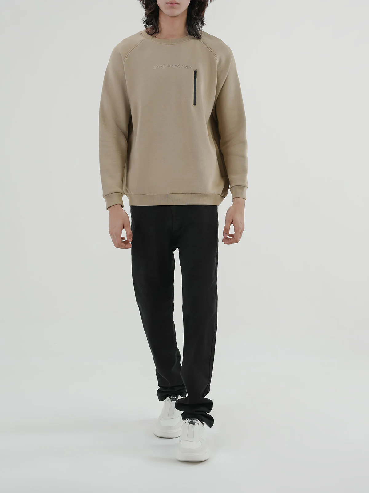 "CATLIN" Cozy Graphic Fleece Sweatshirt - Image 2