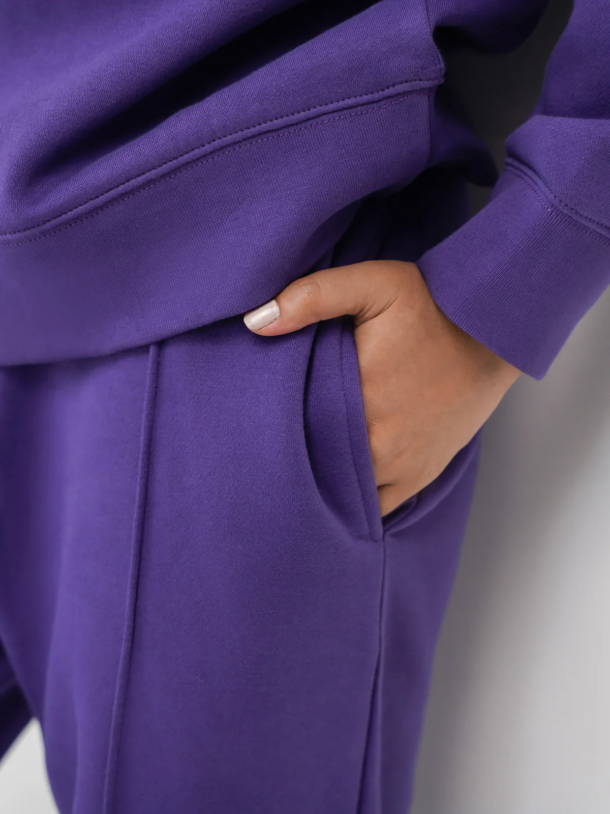 "CEPHEI" Designer Half Zip Sweatshirt - Image 4