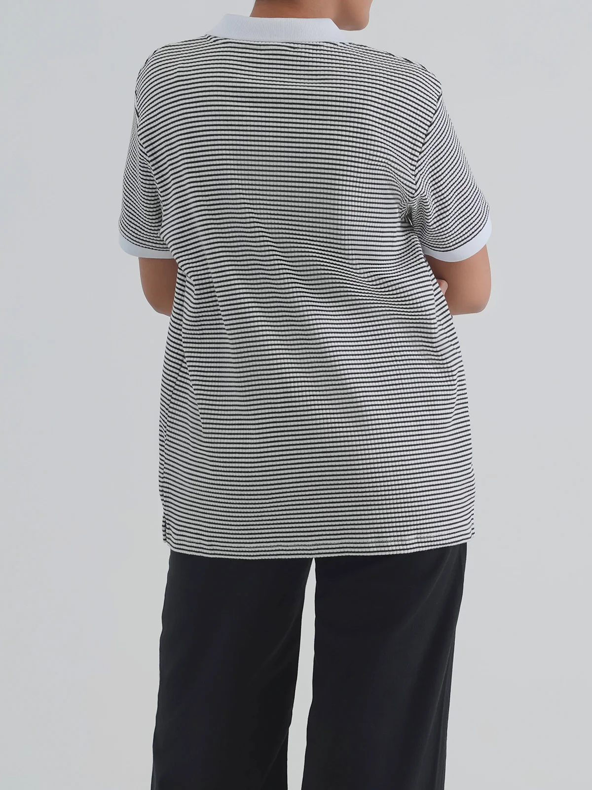 "CESCA" Yarn Dyed Regular Fit T-Shirt - Image 5