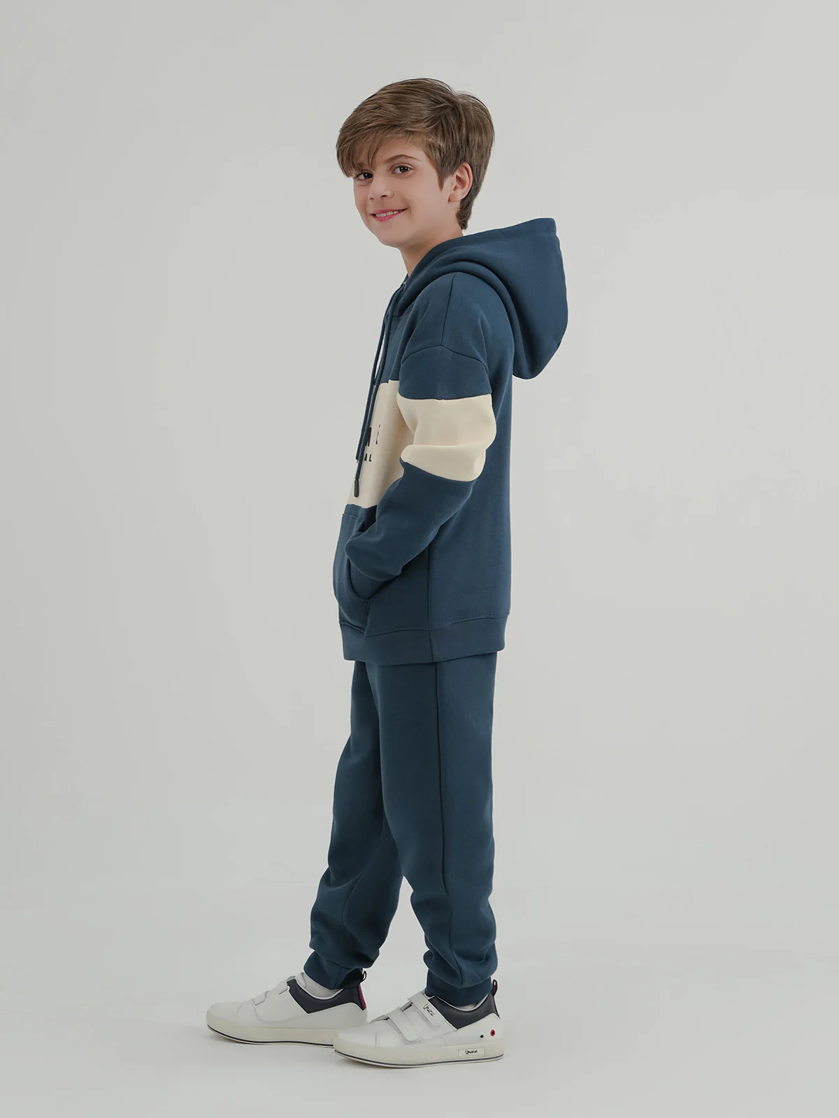 "CICADE" Easy to Wear Fleece Tracksuit - Image 2