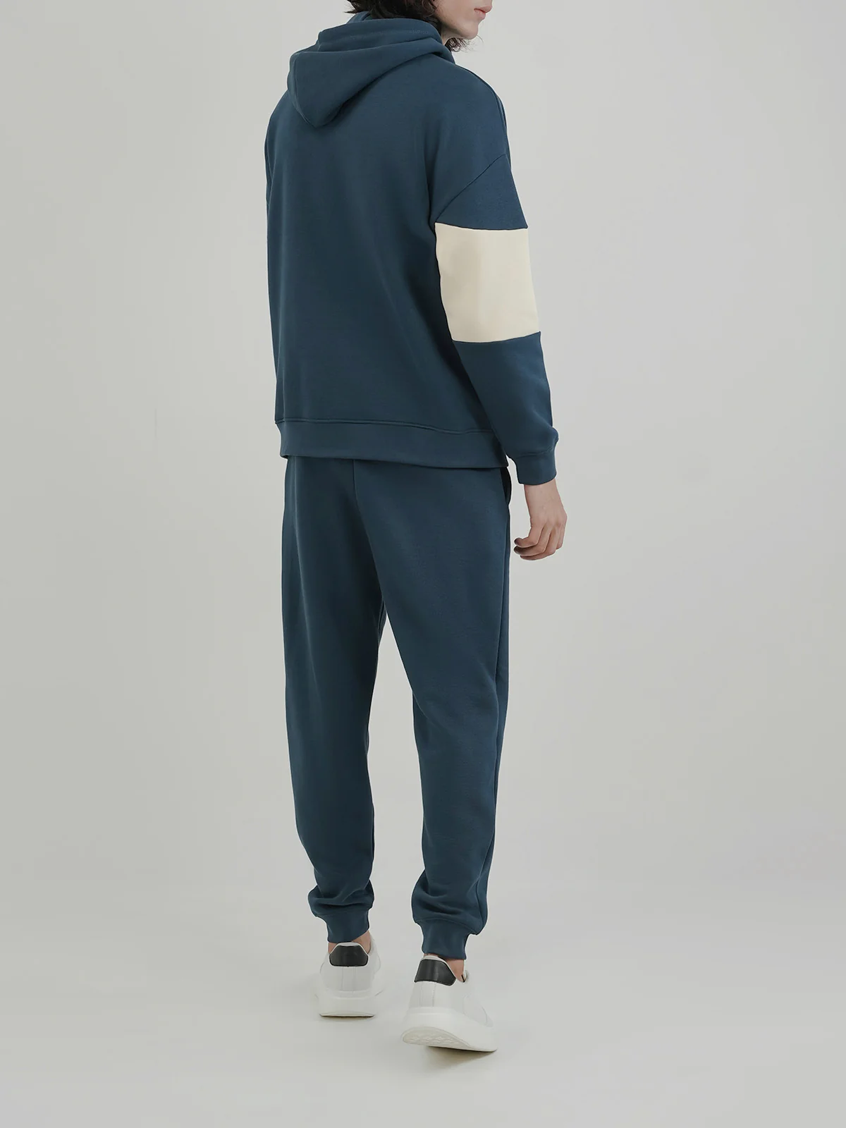 "CREDA" Unisex Fleece Track Suit - Image 6