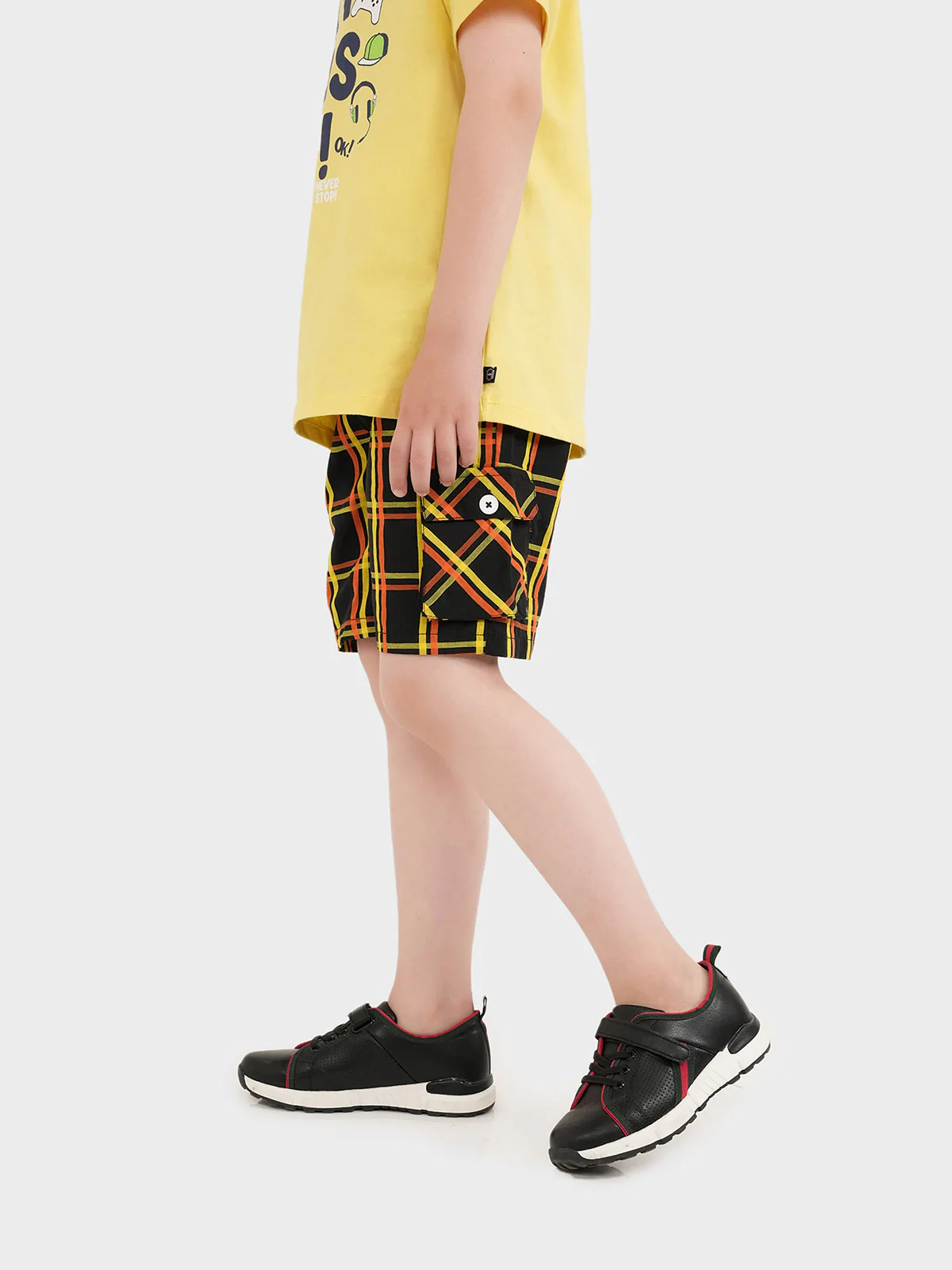 "DARNELL" Casual Checkered Shorts - Image 3