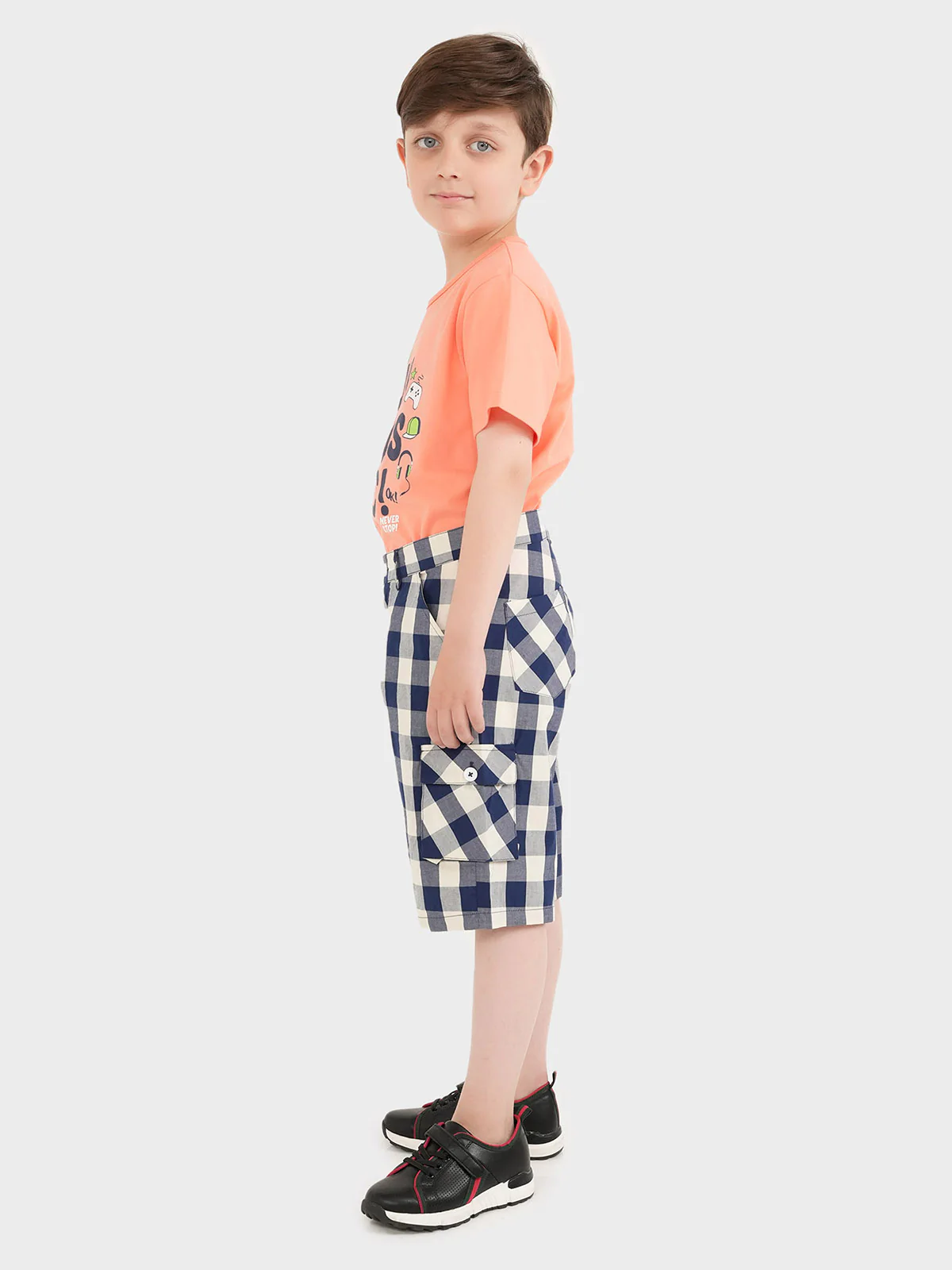 "DENZEL" Casual Checkered Shorts - Image 2