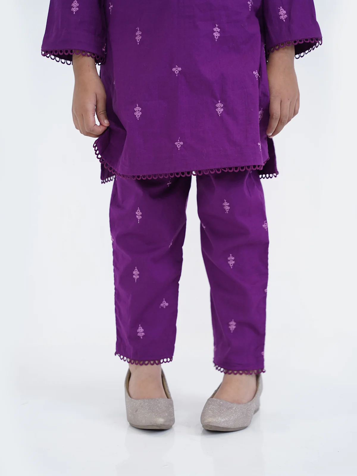 "DEVORIT" Embroidered Co-Ord Set - Image 5