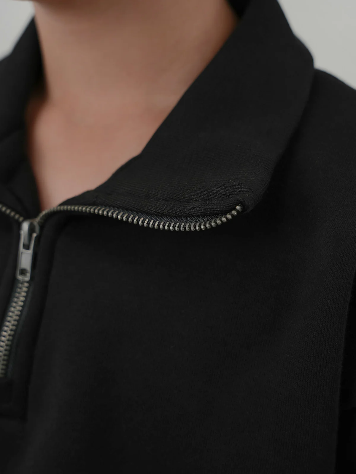 "DEWITT" Half Zipper Drop Shoulder Fleece Sweatshirt - Image 4