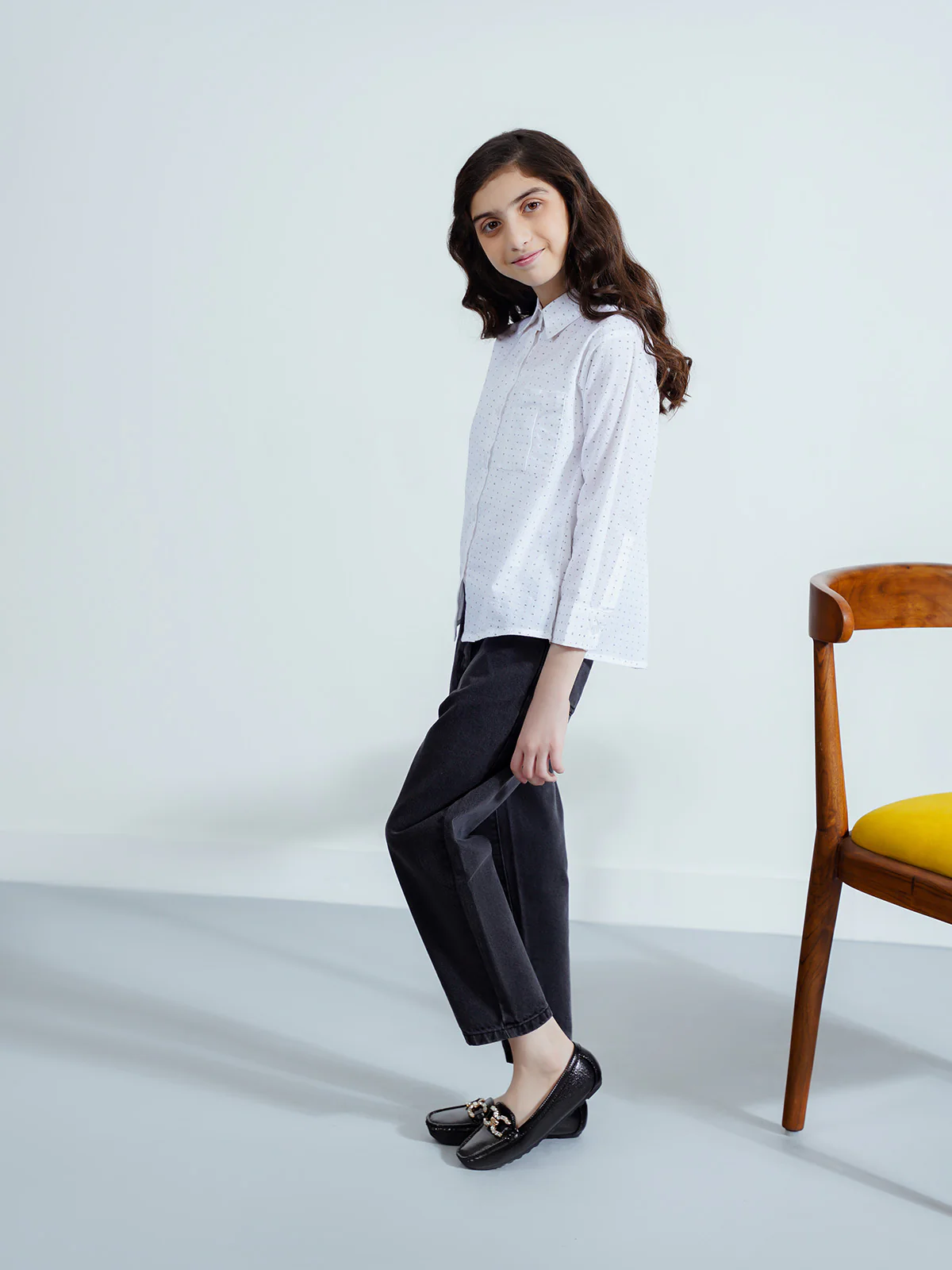 "DIMAIA" High-Quality Mom Fit Denim Pant - Image 3