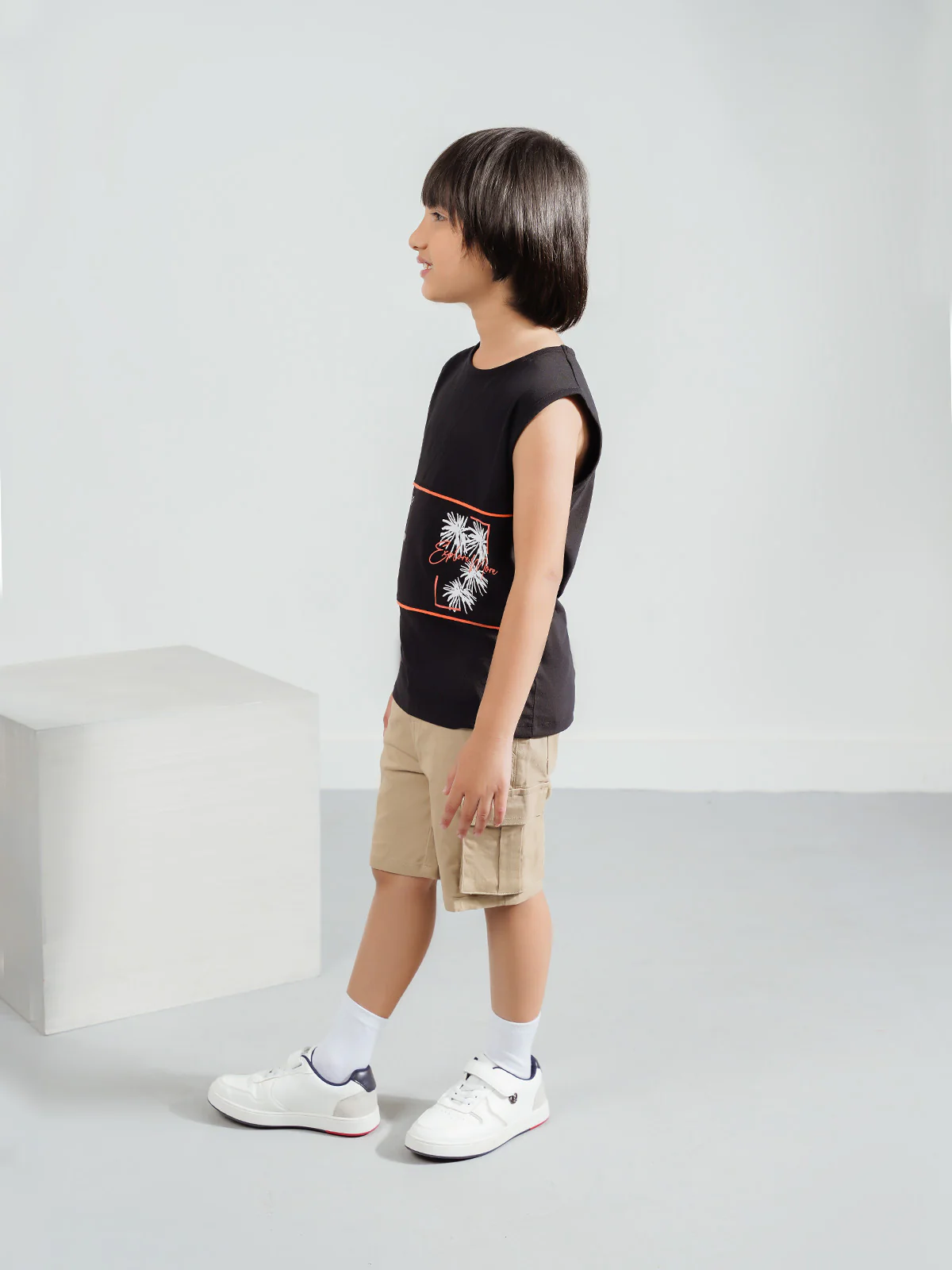 "DYZMA" Regular Fit Graphic Tank Top - Image 3