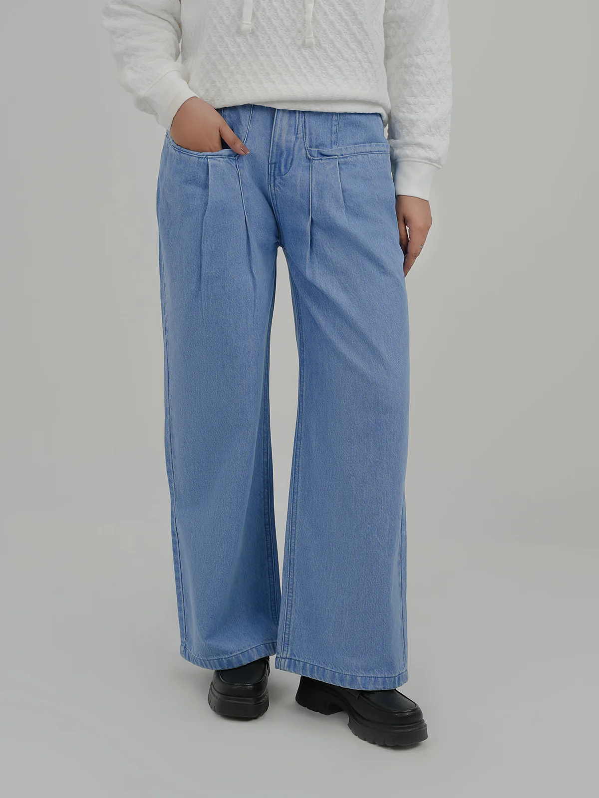 "EDUARD" Stylish Wide Leg Denim Pant