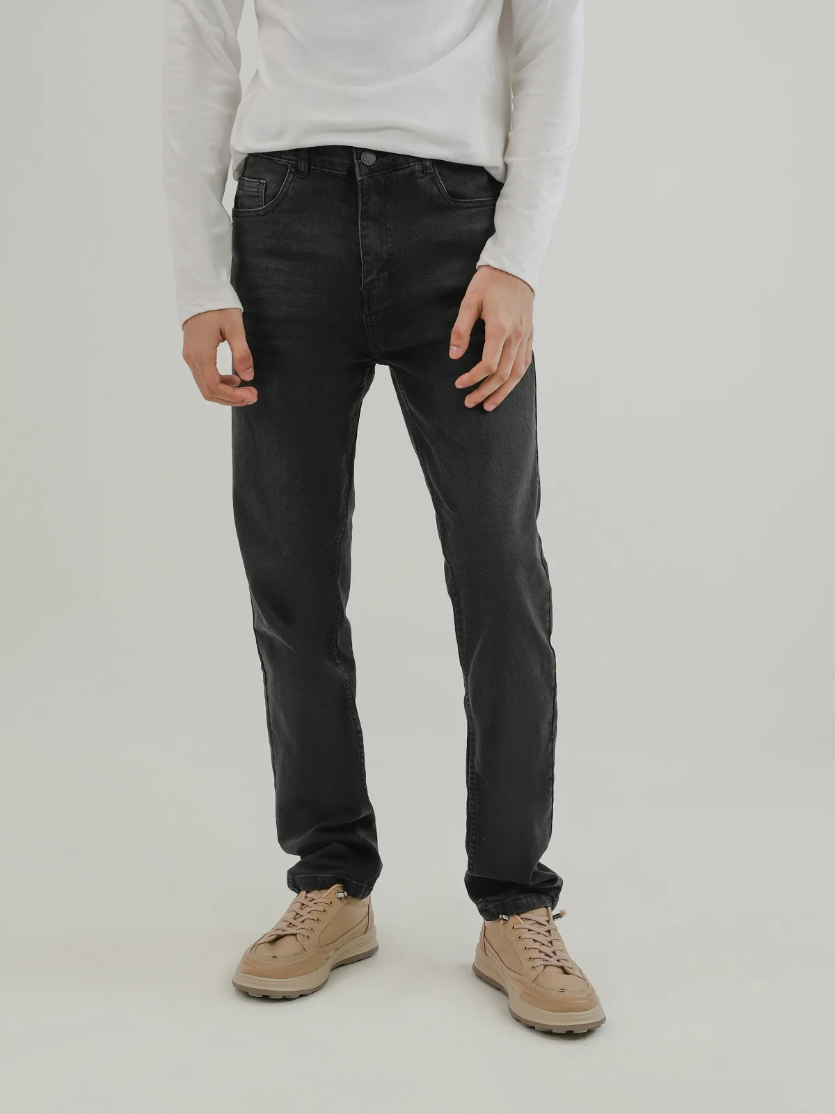 "FENNA" Comfort Slim Fit Denim Jeans