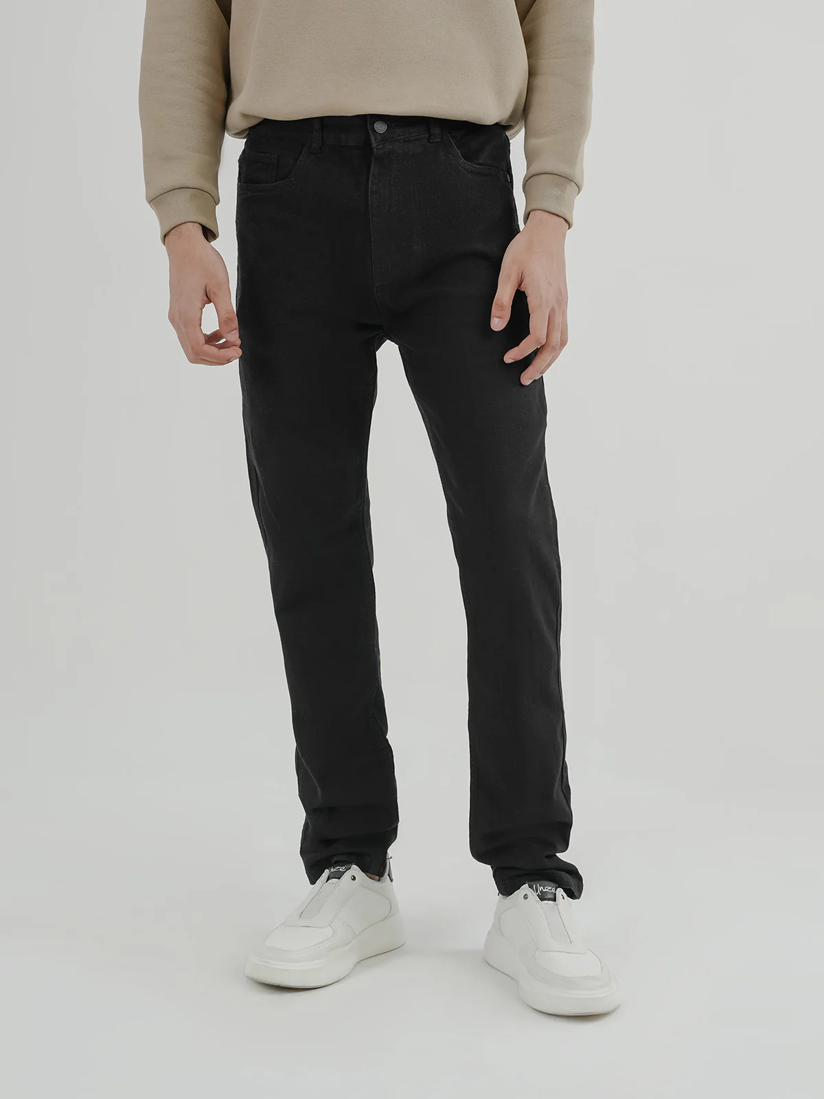 "FENNA" Comfort Slim Fit Denim Jeans